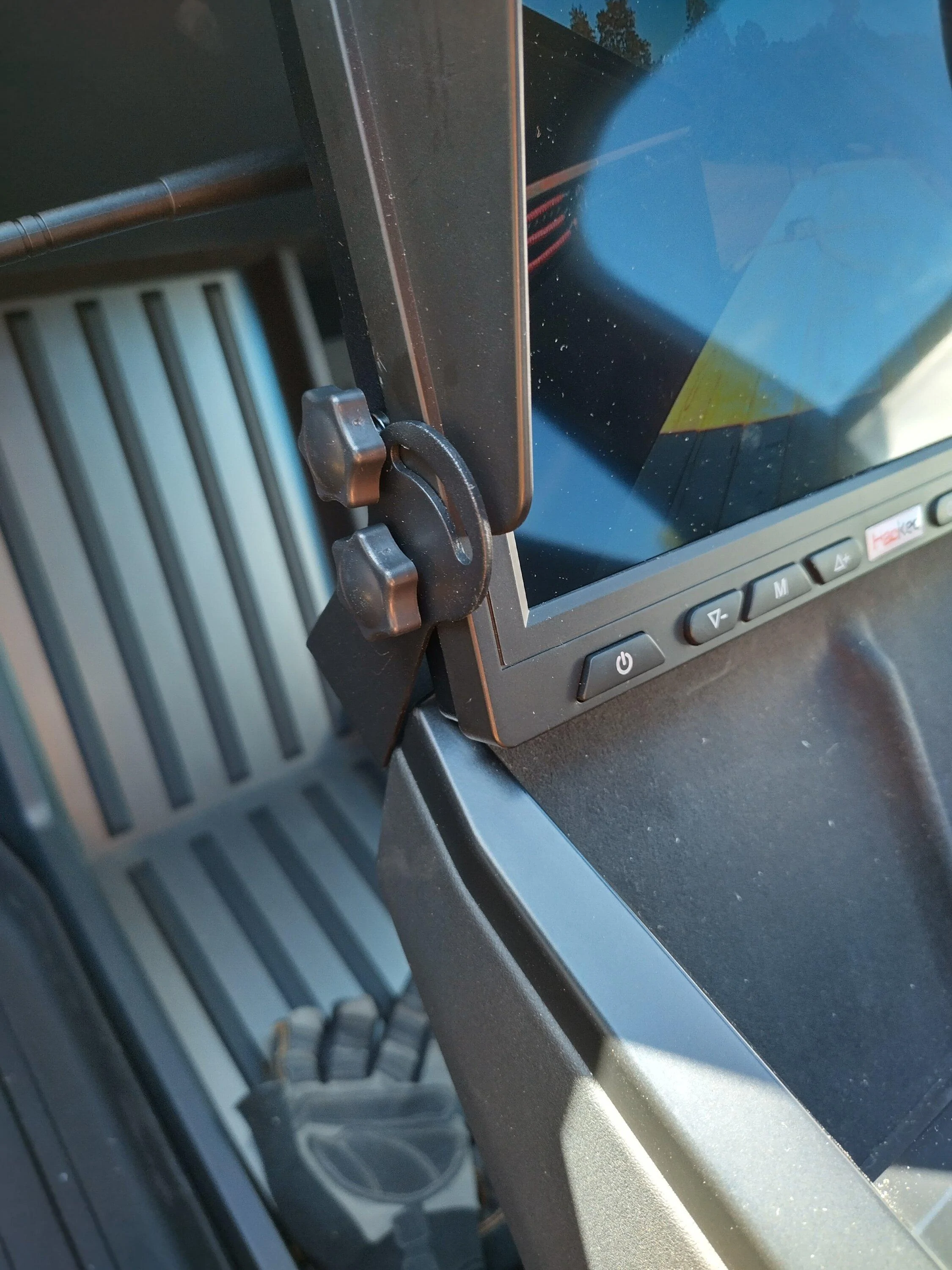 Tesla Cybertruck Hitch mount bed extender for long cargo + quick easy bed camera. IMG_5437