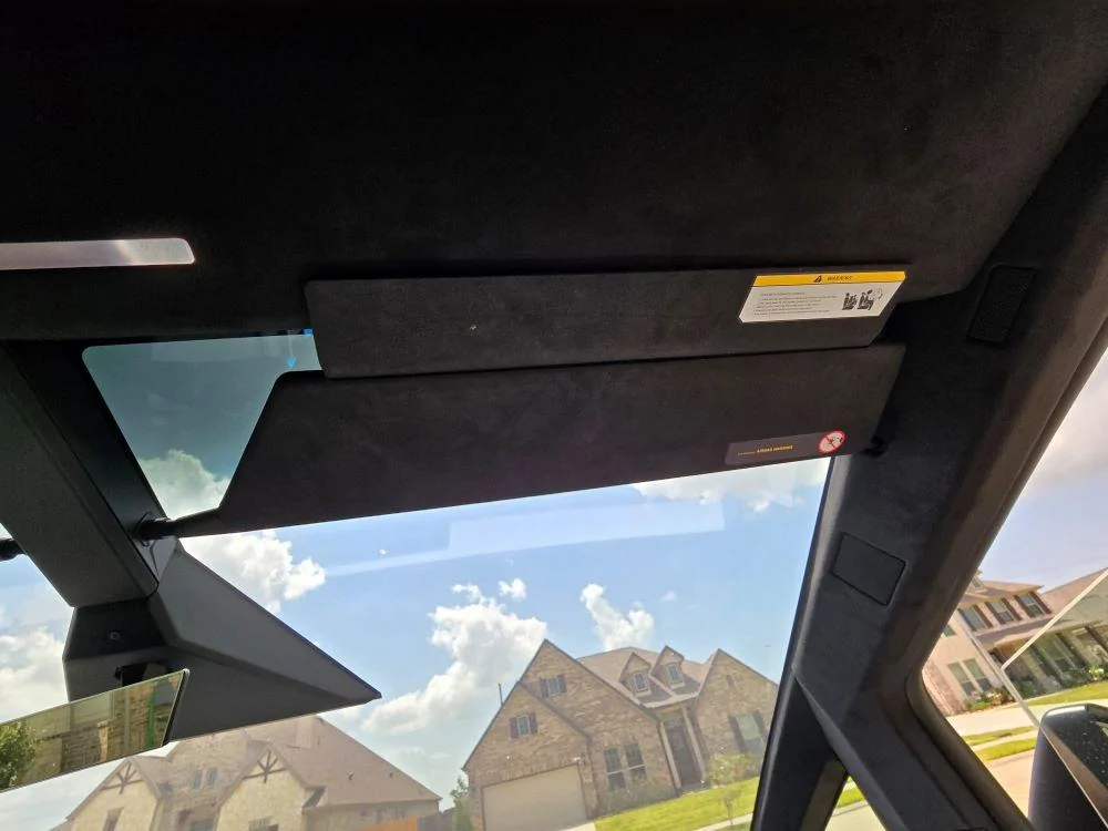 Tesla Cybertruck Visor size changed? 20240702_115050