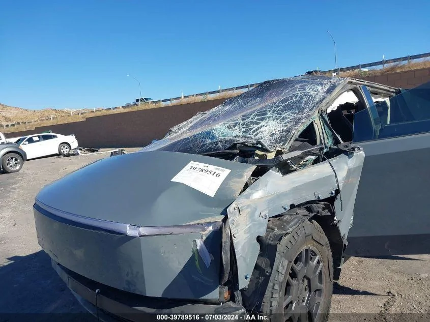 Tesla Cybertruck Totaled Cybertruck (rollover accident) up for auction resizer