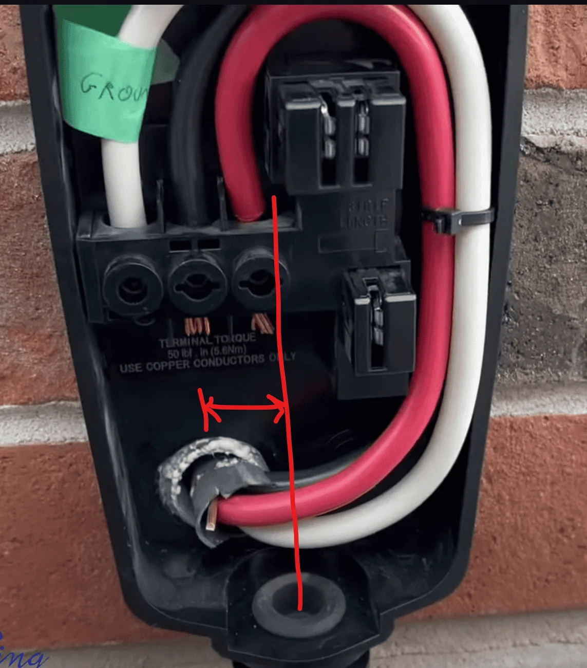 Tesla Cybertruck Scan of Universal Wall Charger drill template? 1720091422593-ui