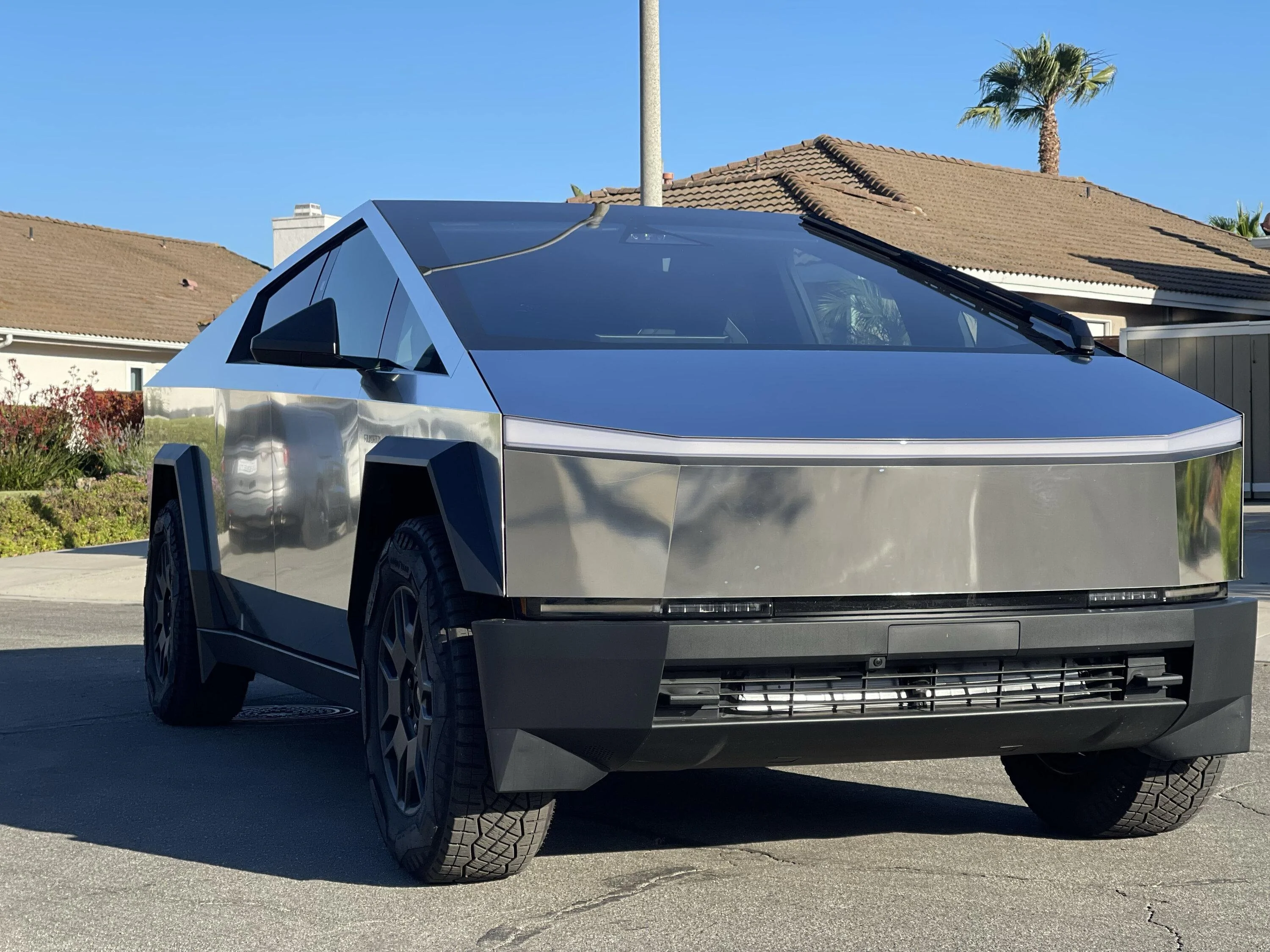 Tesla Cybertruck TeckWrap White Gold Chrome Wrap IMG_1657