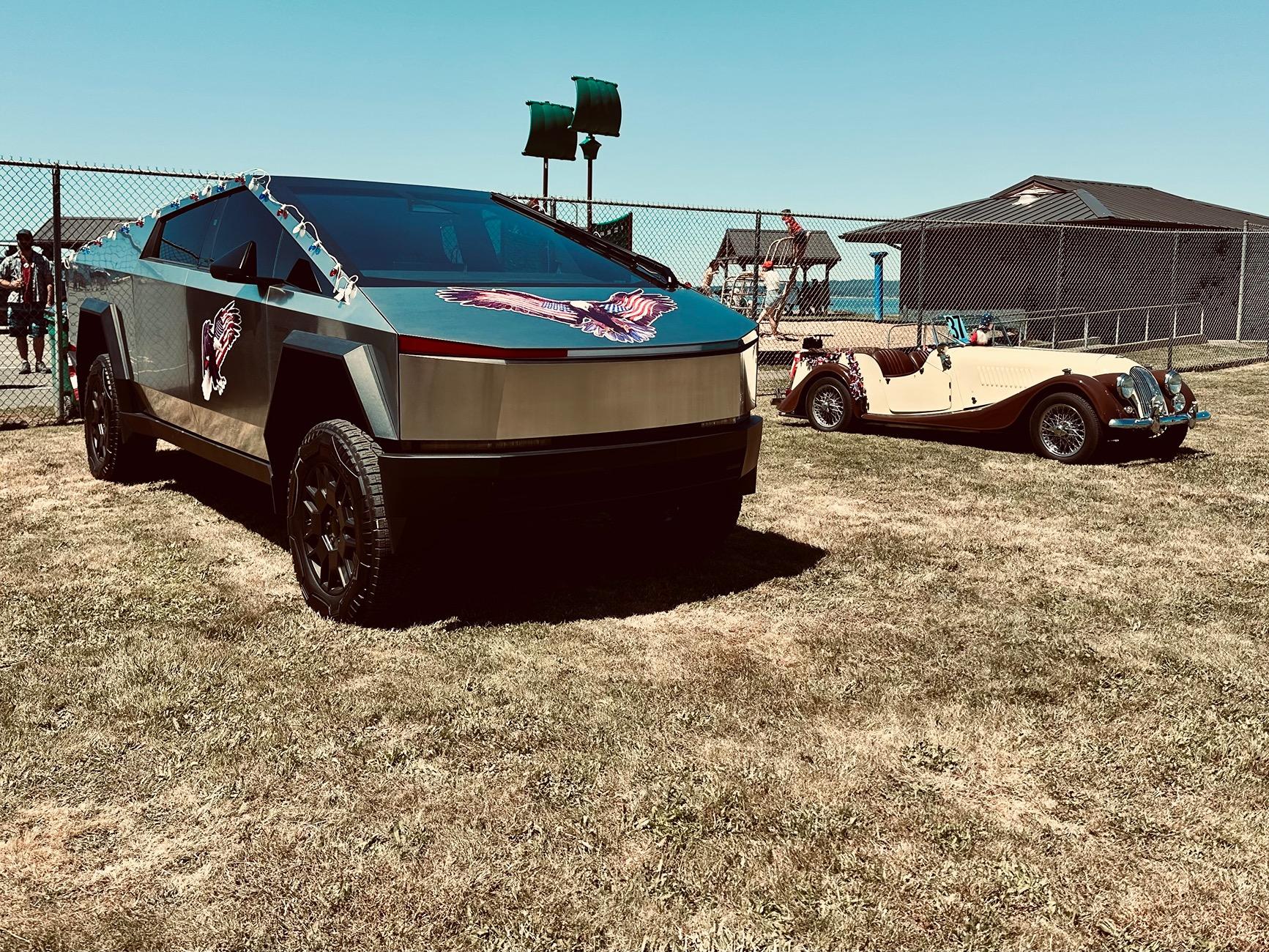 Tesla Cybertruck Daily random Cybertruck photos thread - Post Yours! 📸 🤳 IMG_9002