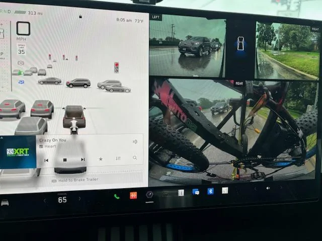 Tesla Cybertruck Rear view camera blocked by hitch bike rack? IMG_7026