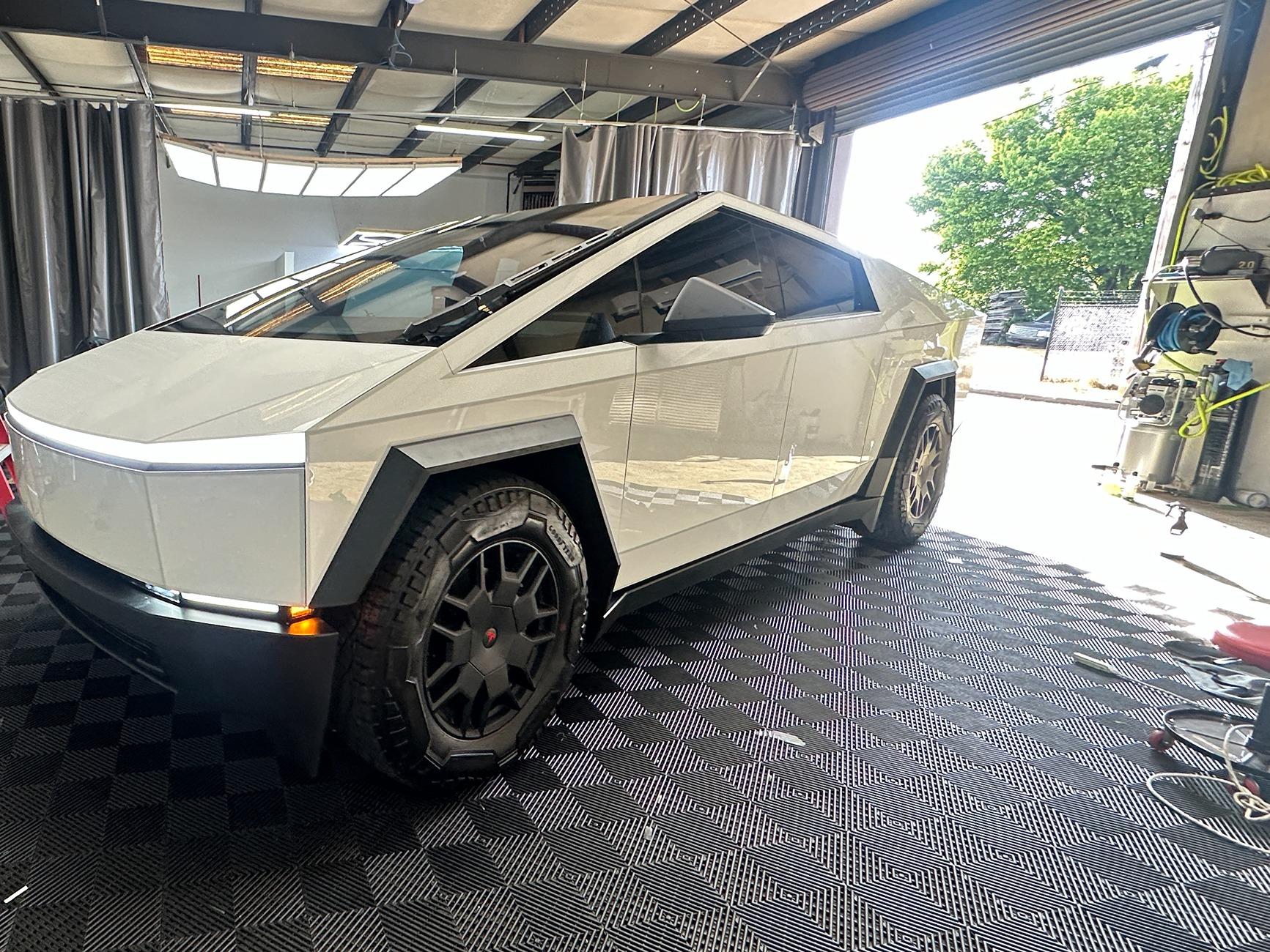 Tesla Cybertruck STEK DynoWhite + TRON look + Hub Covers with red accents (by TESBROS) IMG_4907