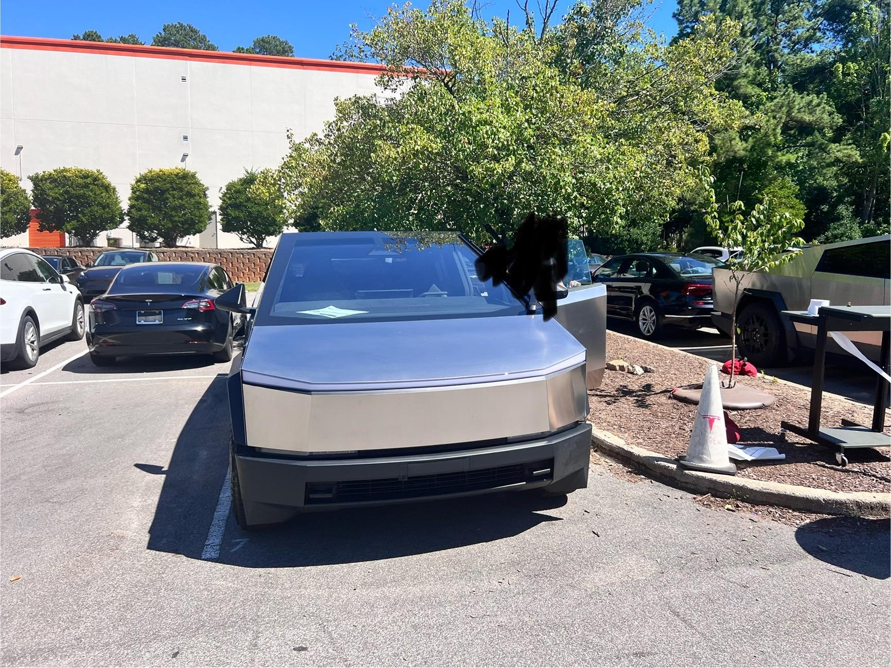 Tesla Cybertruck Proud to introduce my beast IMG_6891