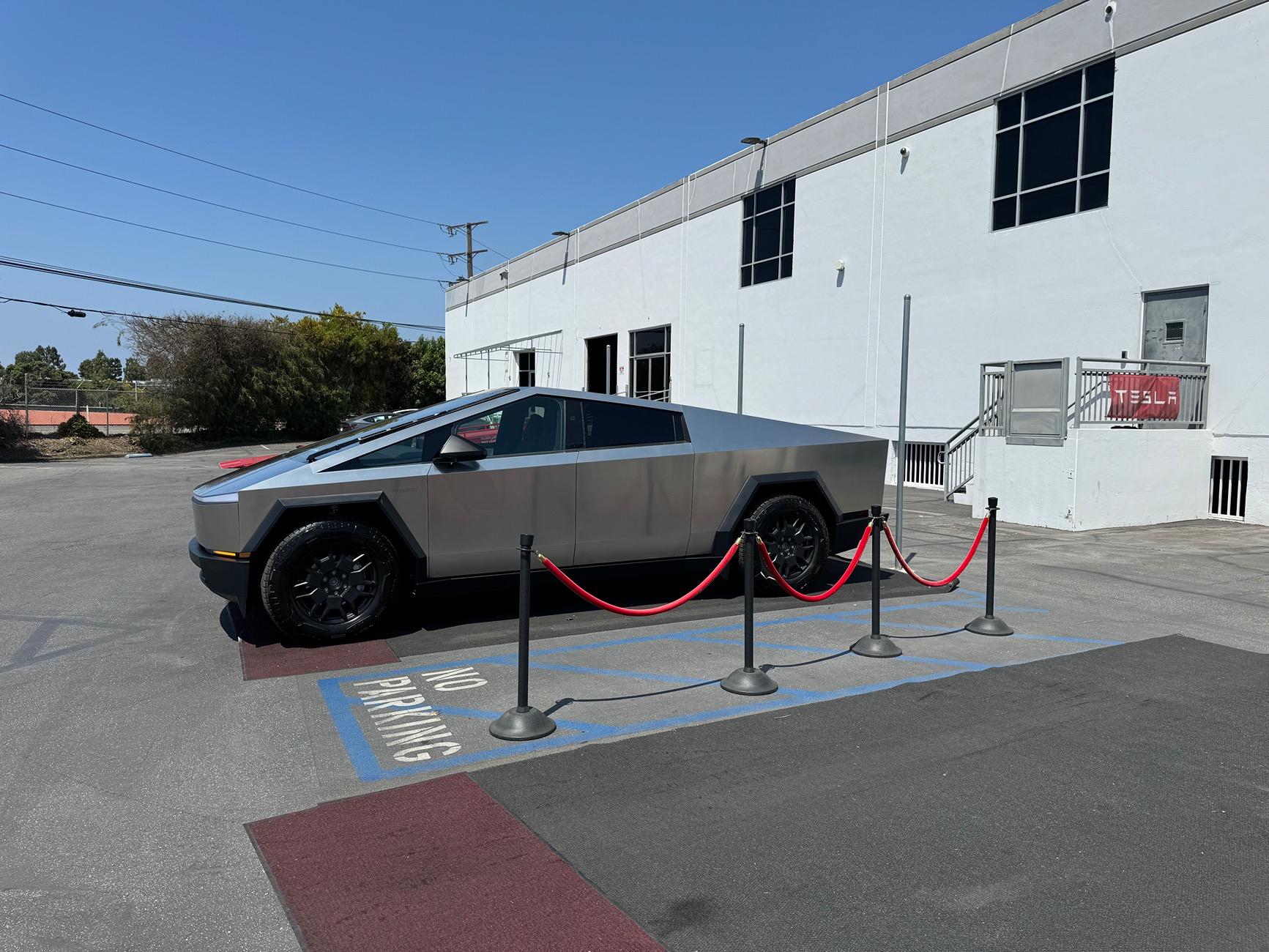 Tesla Cybertruck Cybertruck OWNERS List & Stats [Add Yours]! ✍🏻 IMG_4561