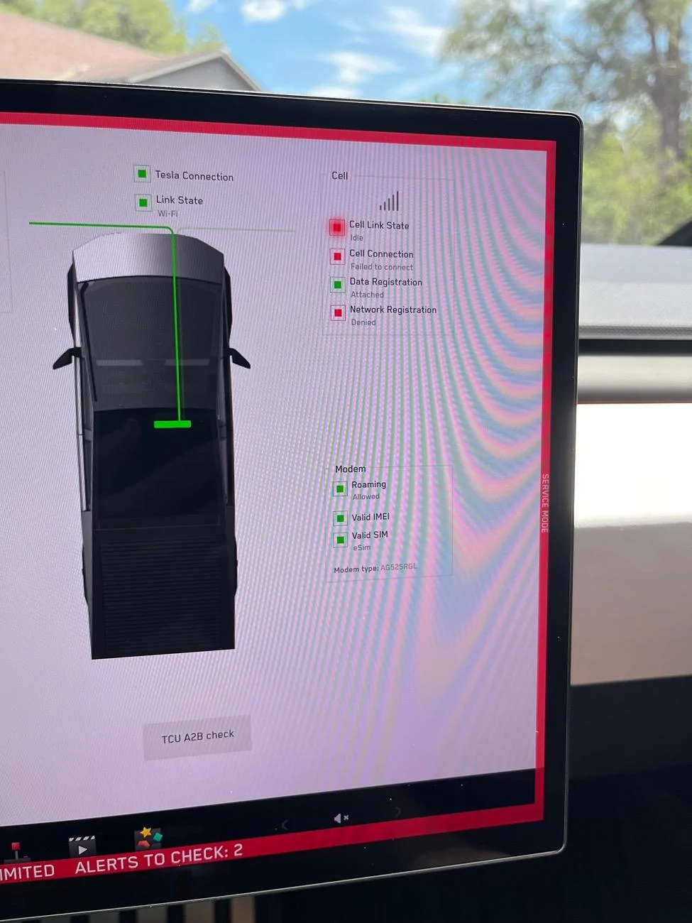 Tesla Cybertruck LTE just stopped IMG_5933