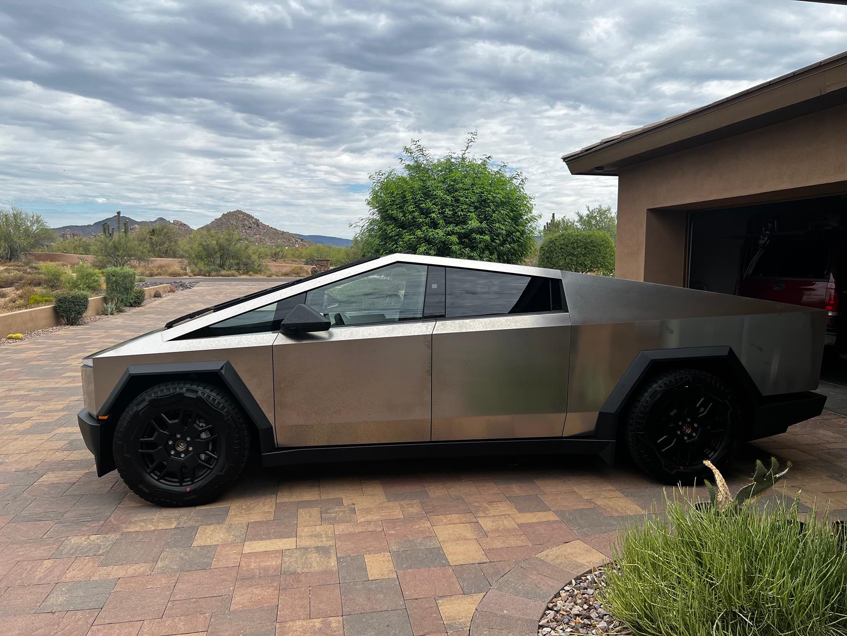 Tesla Cybertruck Cybertruck OWNERS List & Stats [Add Yours]! ✍🏻 IMG_5872