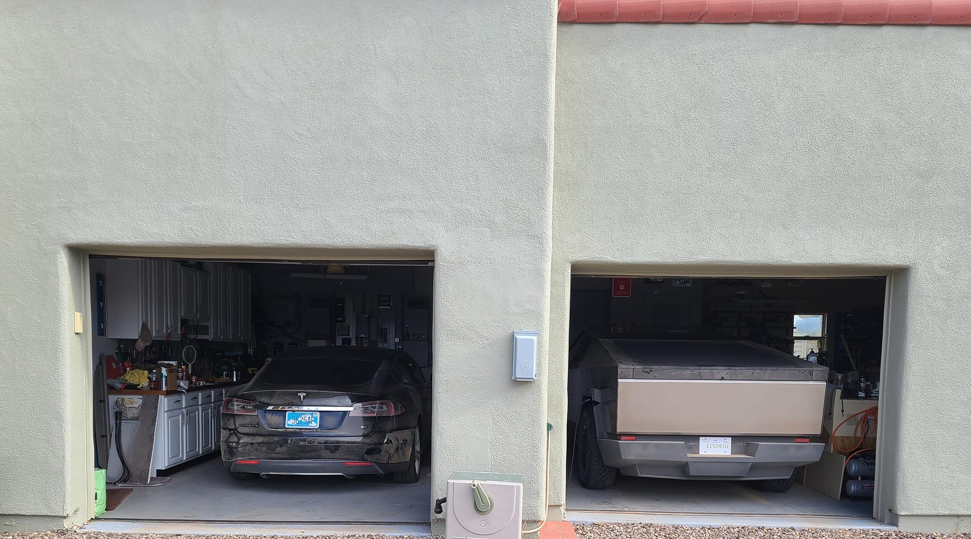 Tesla Cybertruck Cybertruck OWNERS List & Stats [Add Yours]! ✍🏻 20240701_171214~2