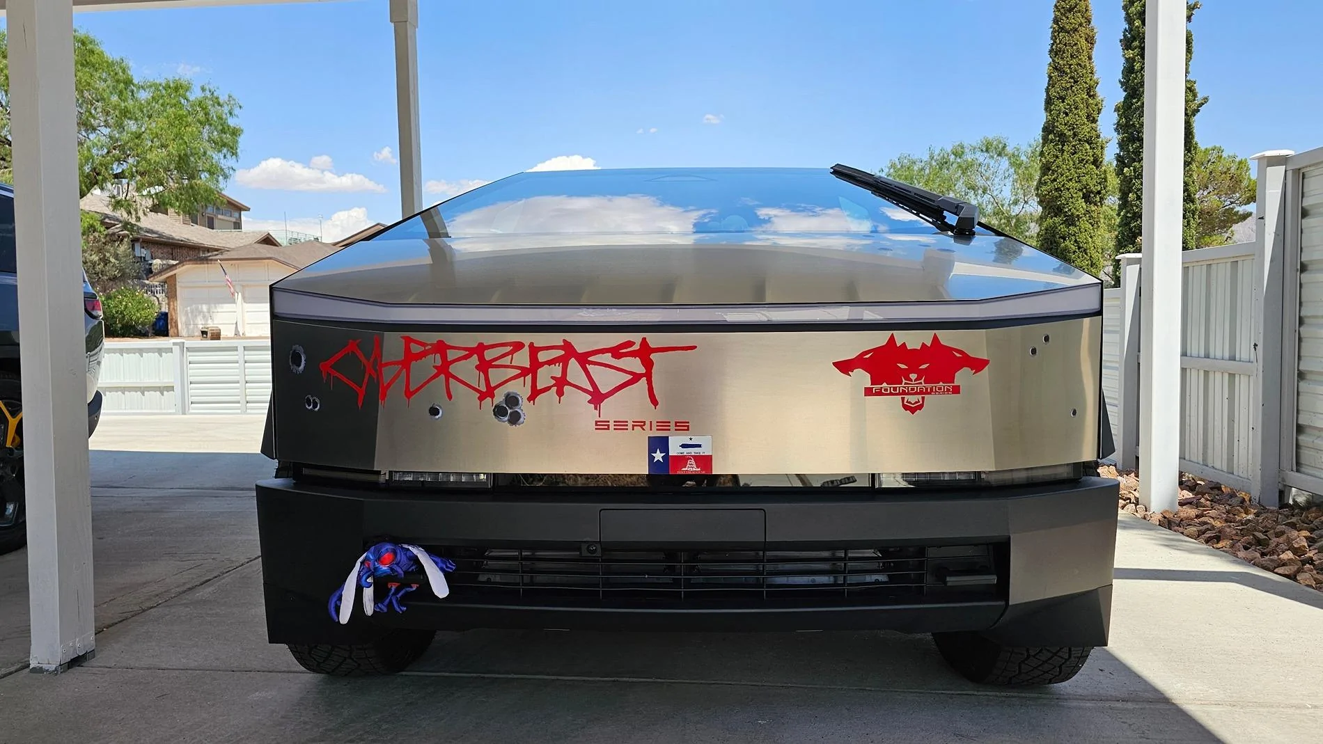 Tesla Cybertruck Should we worry about the wiper until fixed? 20240710_145758
