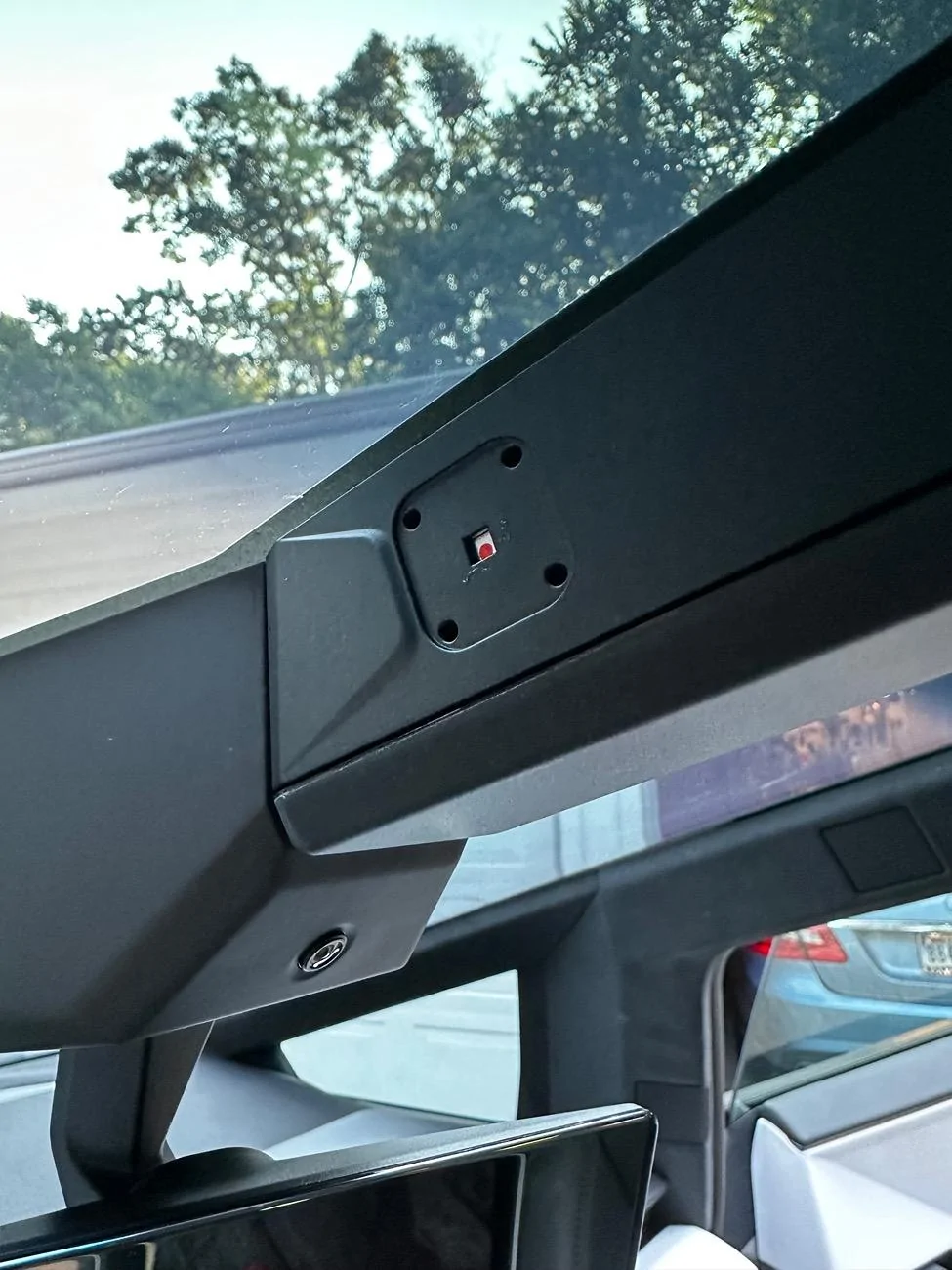 Tesla Cybertruck What is this on the overhead console? IMG_1847