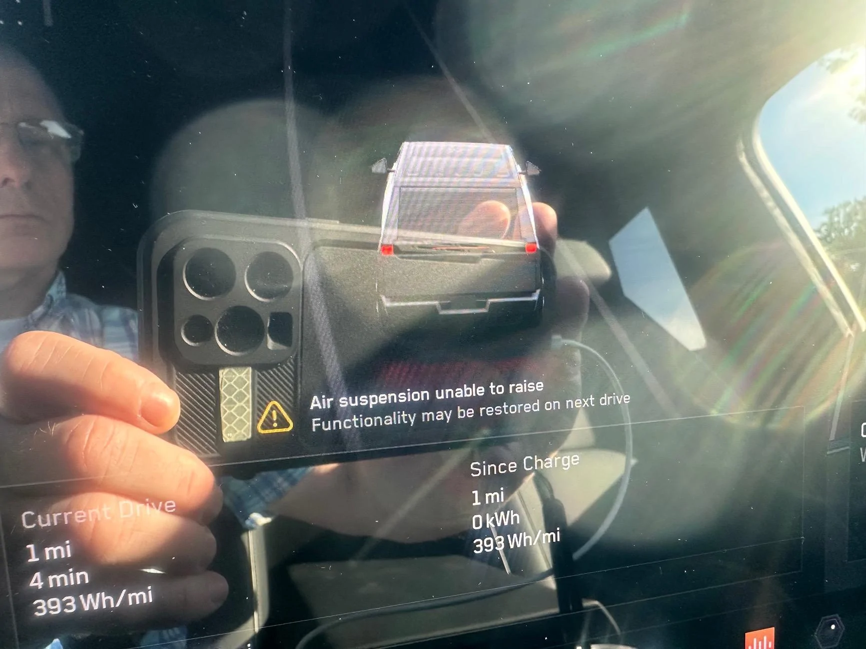 Tesla Cybertruck “Air suspension unavailable to raise” warning code? IMG_8054