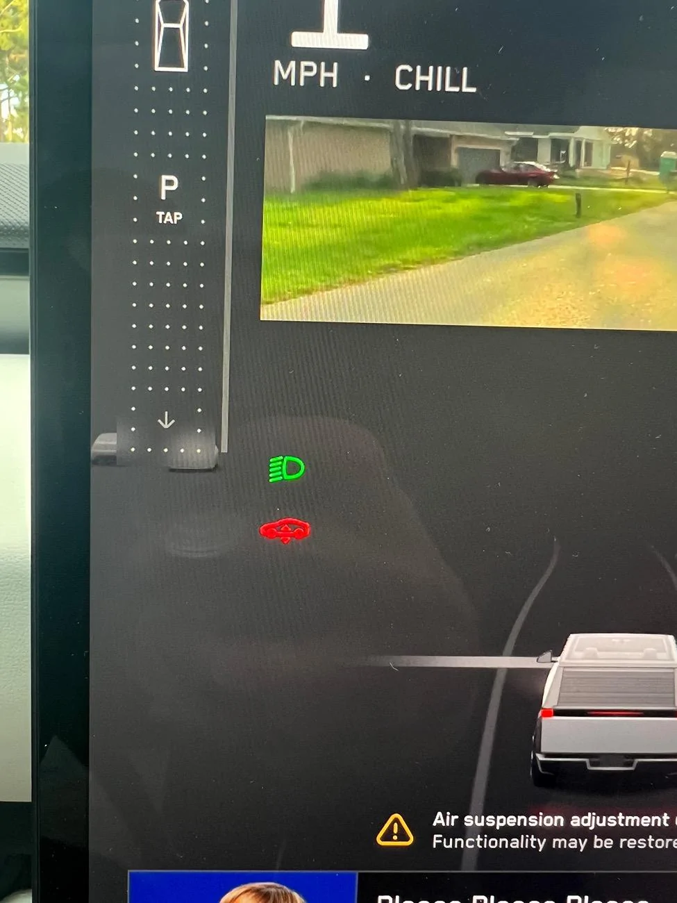 Tesla Cybertruck Can’t raise or lower suspension (stuck on high) IMG_6095