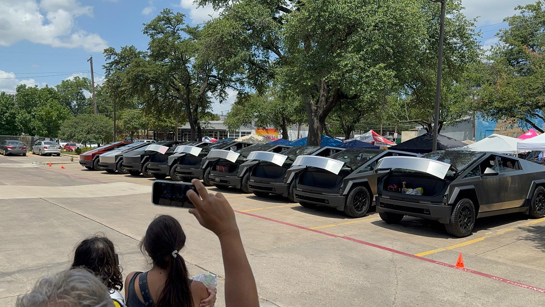Tesla Cybertruck DFW July 13 Cybertruck owners meetup IMG_6859