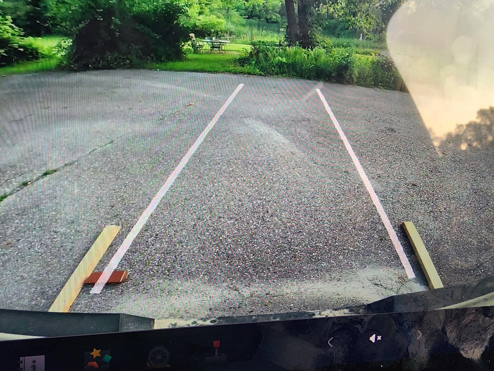 Tesla Cybertruck Front and rear guide lines are incorrect. 20240713_202331