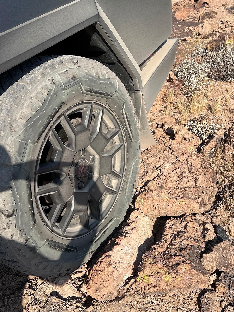Tesla Cybertruck Flexible mud flaps for off road IMG_6046