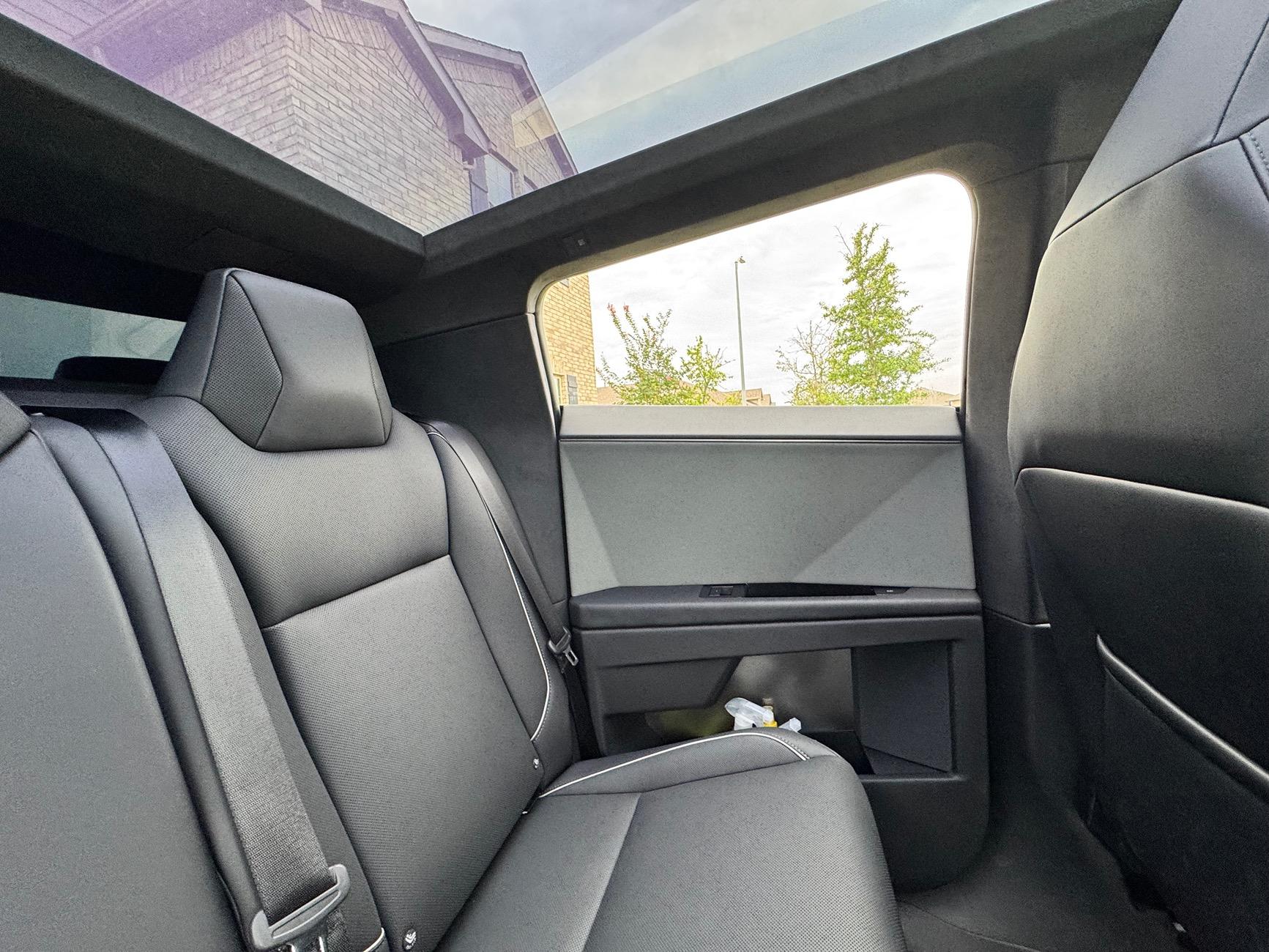 Tesla Cybertruck Tactical Grey Interior Photos Thread - Post 'Em! IMG_3103