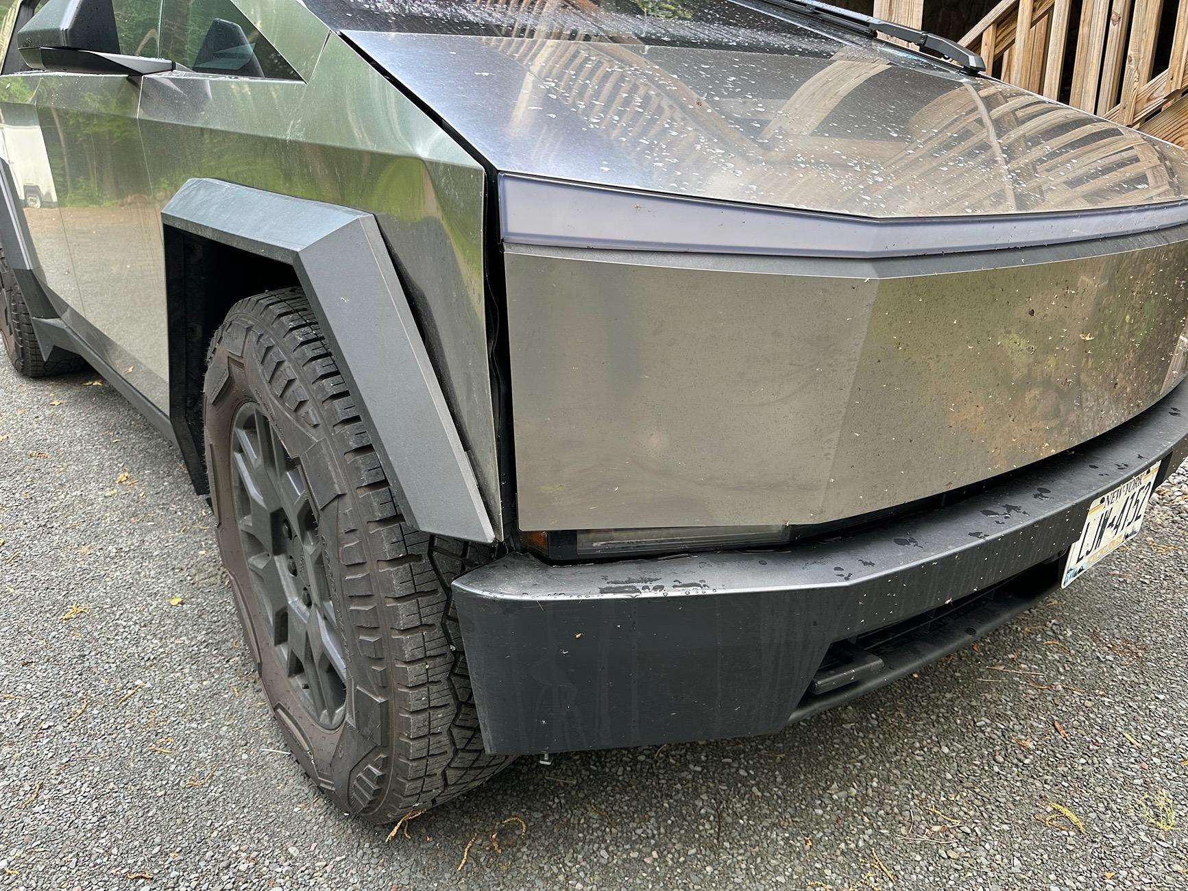 Tesla Cybertruck Hit a deer going 50mph! WOW tough Truck! IMG_1856
