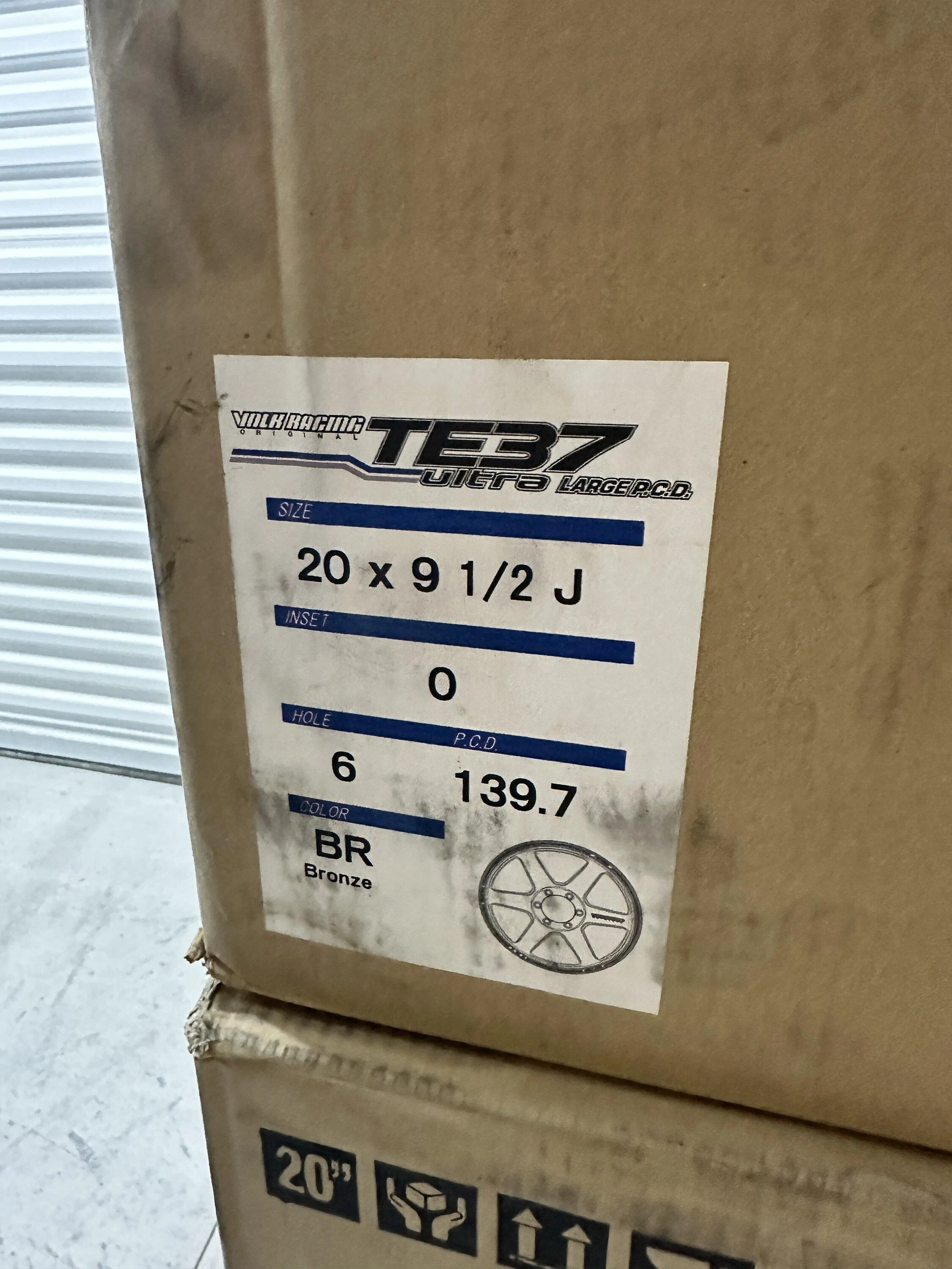 Tesla Cybertruck WTS: 20” JDM Volk Racing TE37 Extra Large PCD Wheels IMG_9495
