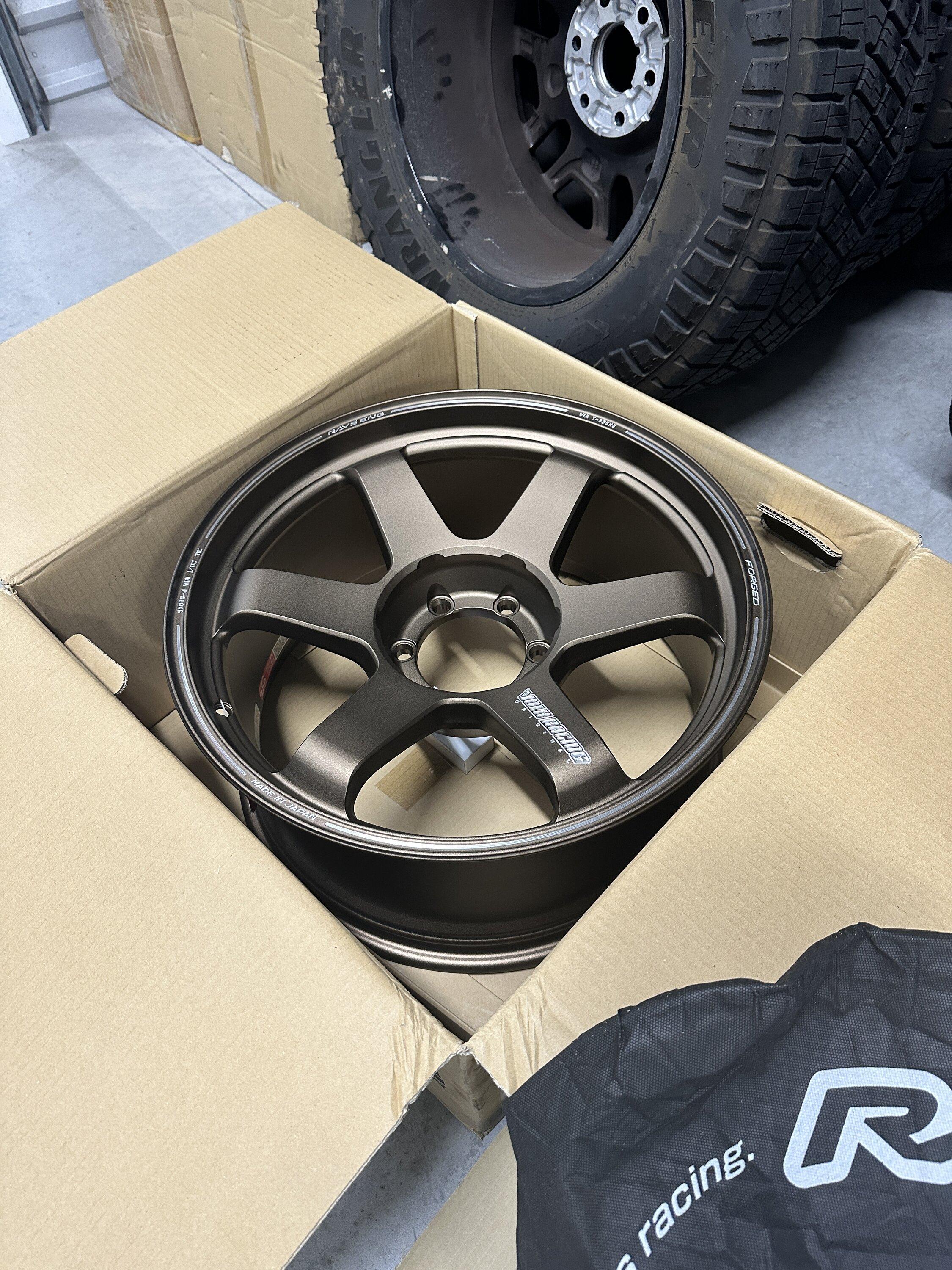 Tesla Cybertruck WTS: 20” JDM Volk Racing TE37 Extra Large PCD Wheels IMG_9063