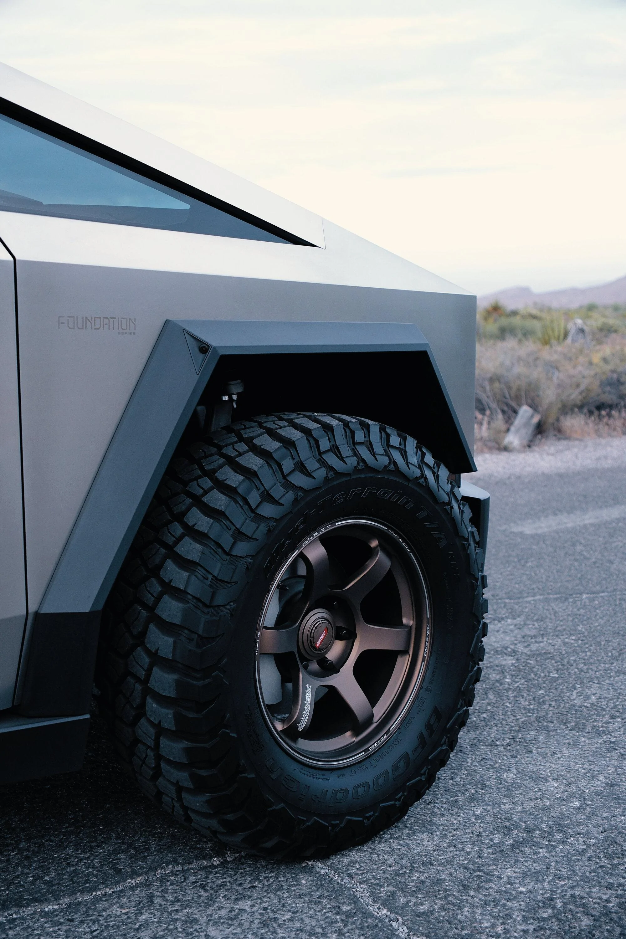 Tesla Cybertruck WTS: 20” JDM Volk Racing TE37 Extra Large PCD Wheels ld-export-8868e96c-06192024