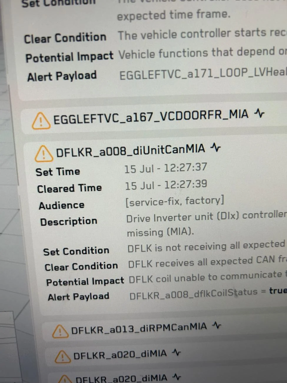 Tesla Cybertruck Anyone else have a ton of errors in service mode? IMG_1417