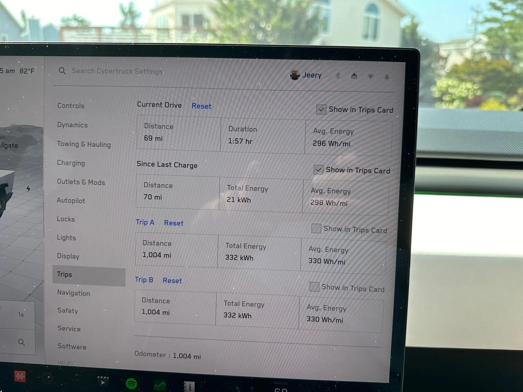 Tesla Cybertruck 30 Days with AWD, 864 miles driven, insane 3+ mi/kwh average efficiency. efficiency monster - 3