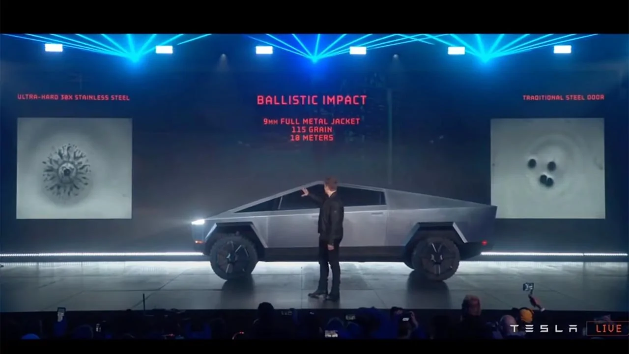Tesla Cybertruck Cybertruck needs a special "armoured vehicle permit" in BC, Canada 1000002041