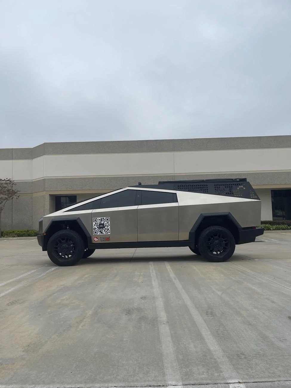Tesla Cybertruck Molle Bed Rack Cage Spotted IMG_6086