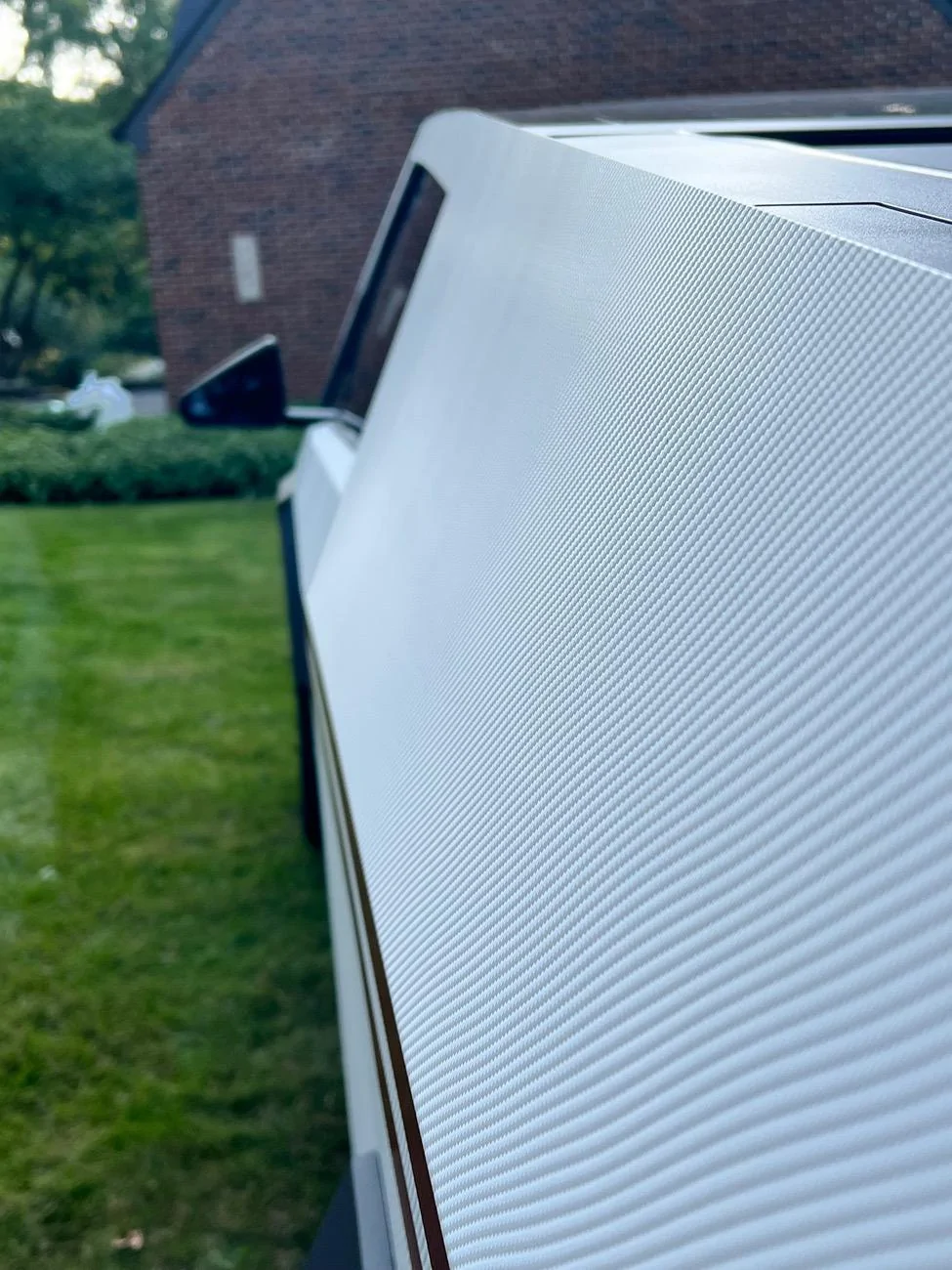 Tesla Cybertruck White Carbon Wrap IMG_0836