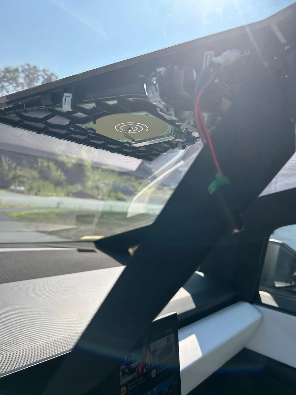 Tesla Cybertruck CarPlay Rearview Mirror - Power Tap IMG_1139