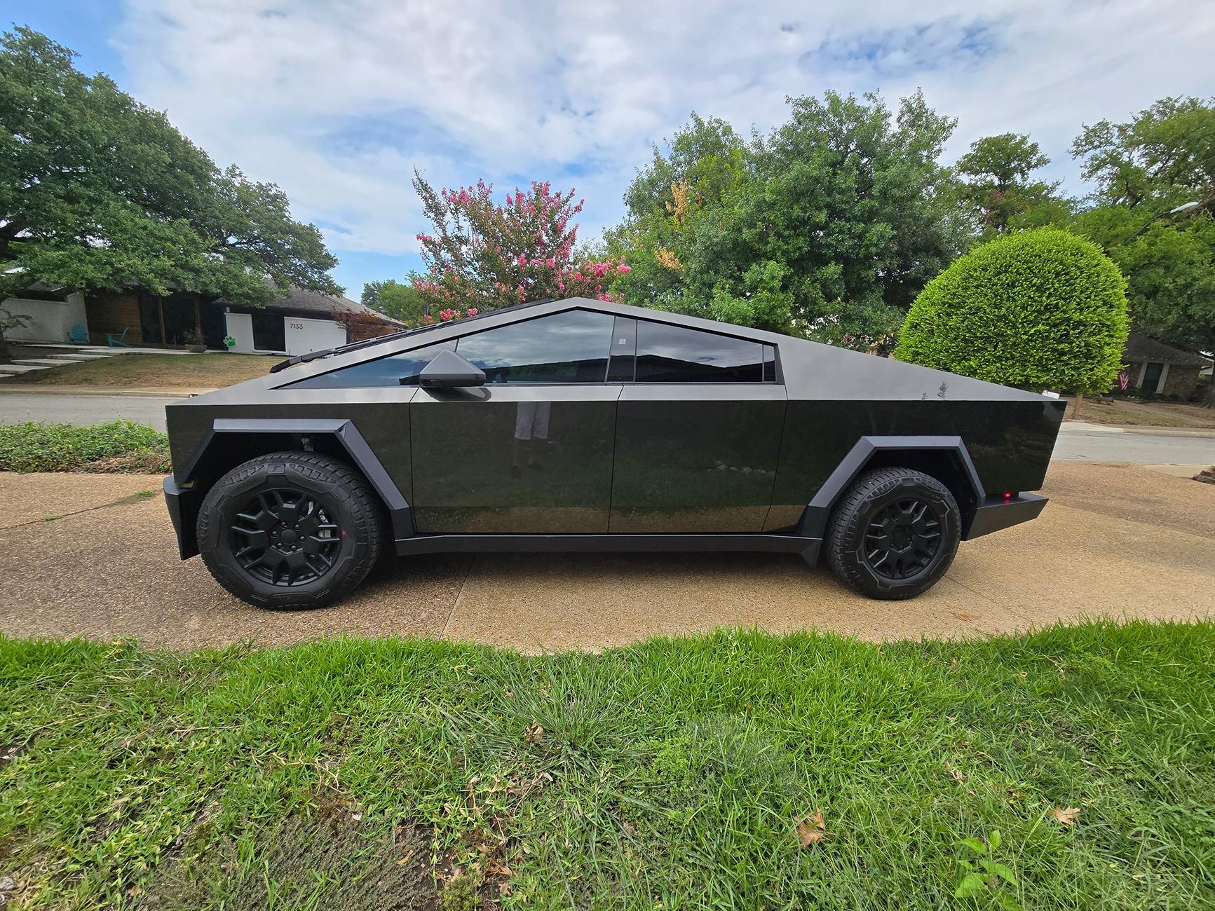 Tesla Cybertruck DIY PurePPF Platinum Wrap 20240721_160823