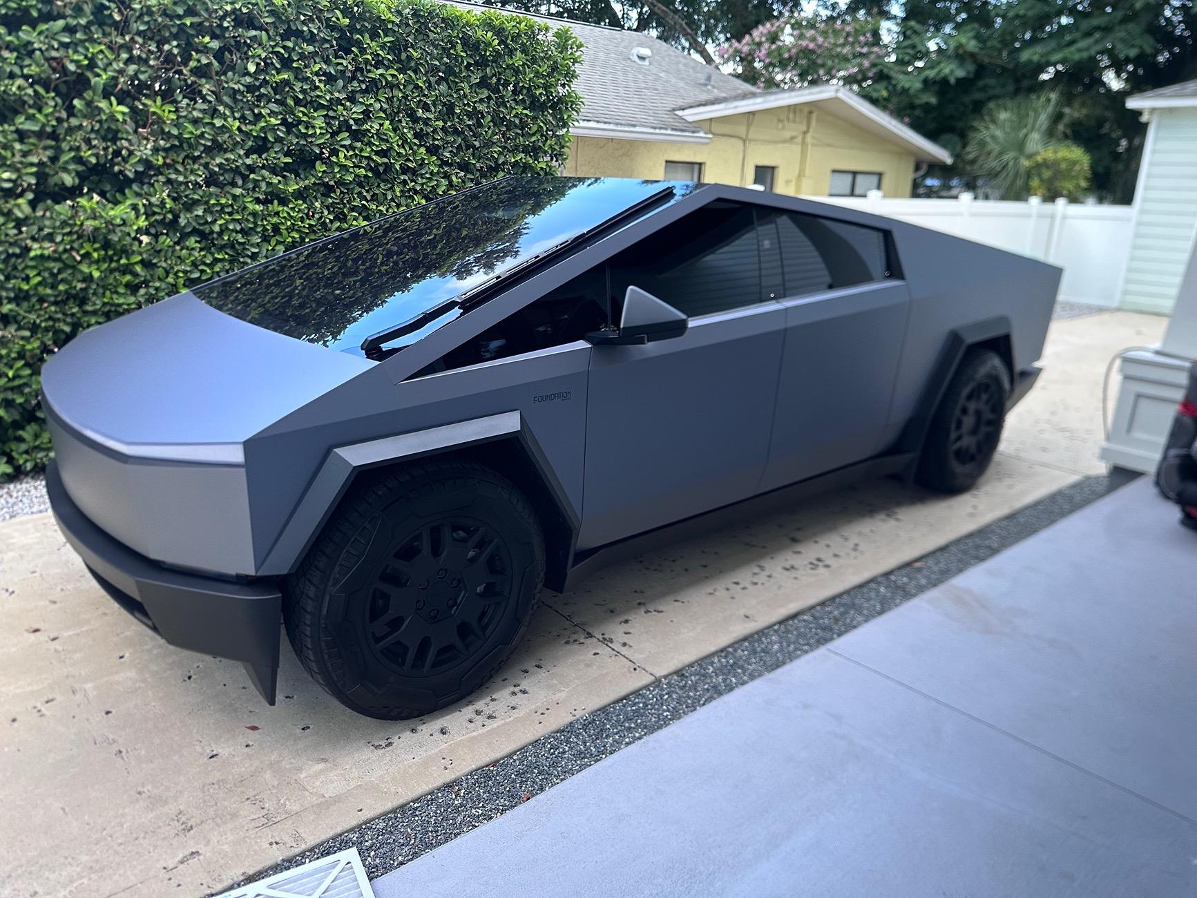 Tesla Cybertruck White Carbon Wrap IMG_6459