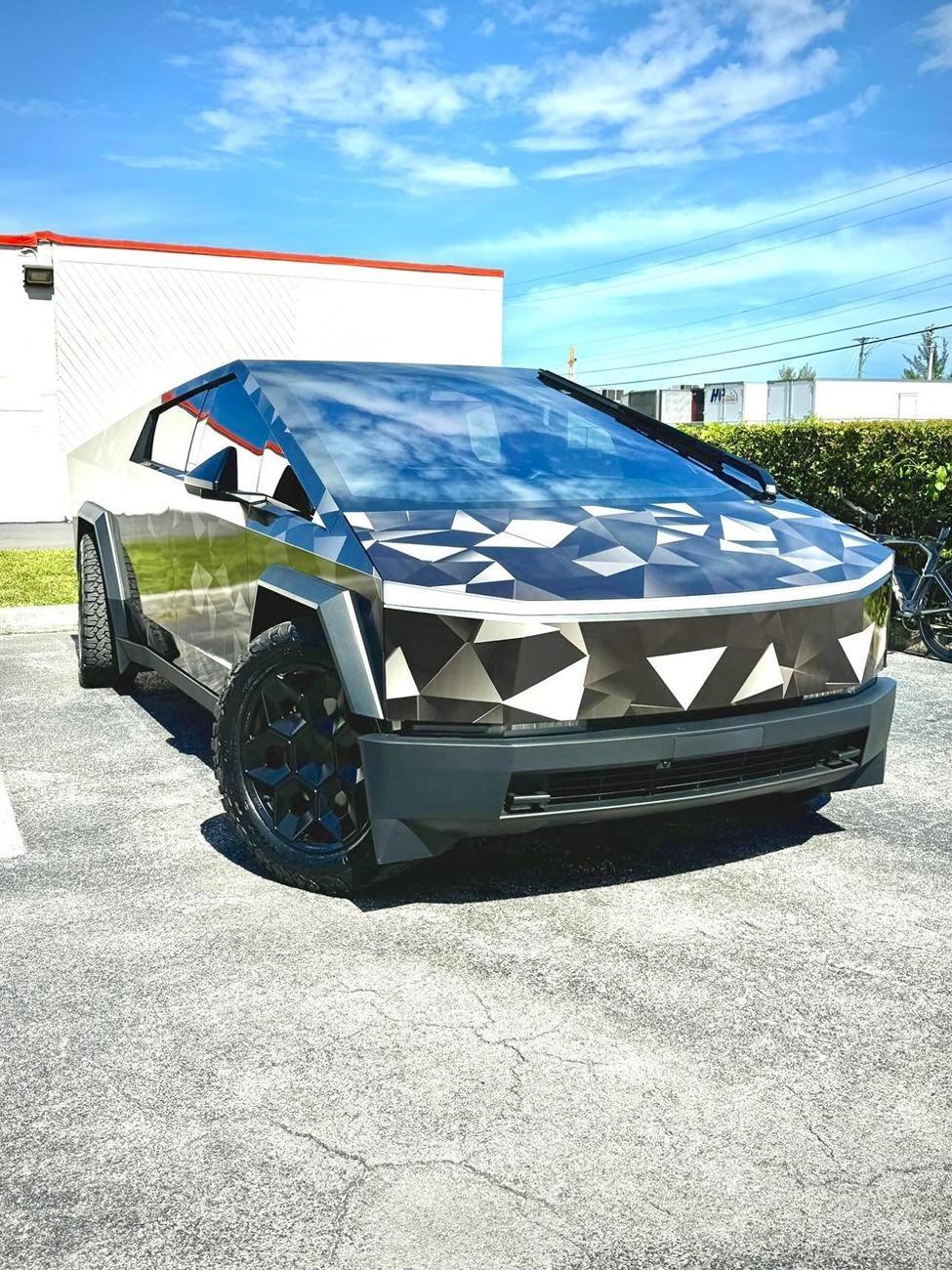 Tesla Cybertruck Camo / Camouflage Vinyl Wrap & PPF Cybertruck -- Photos & Videos 448715565_472263855532912_898040079240703248_n (1)