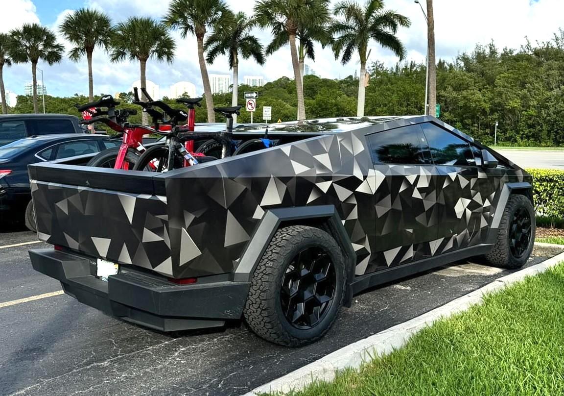 Tesla Cybertruck Camo / Camouflage Vinyl Wrap & PPF Cybertruck -- Photos & Videos Image (5)