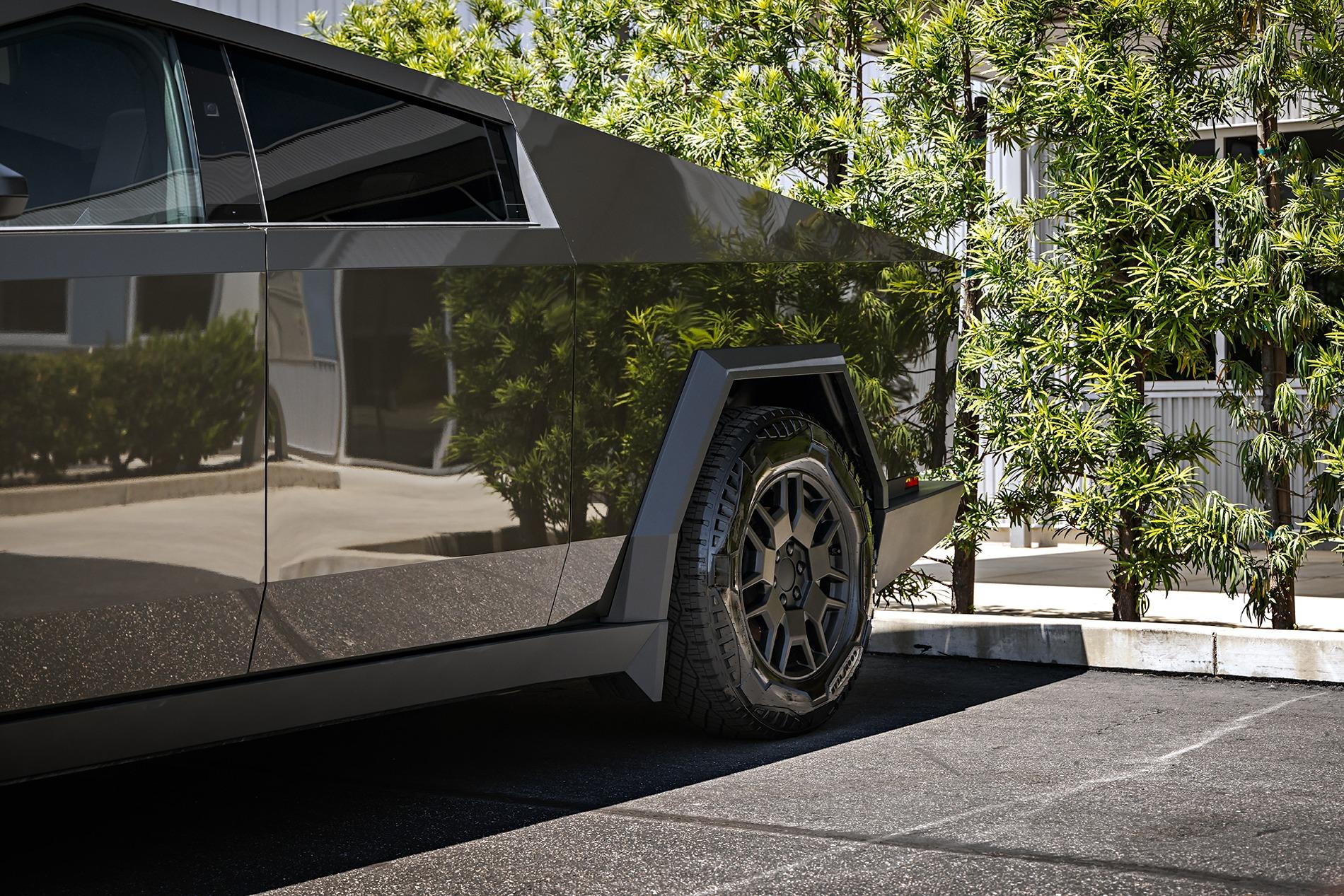 Tesla Cybertruck Platinum Pure PPF Cybertruck by UP (Yes, Another one!) BPAS Albert Mesa Tesla Cybertruck 1920px web  (13)