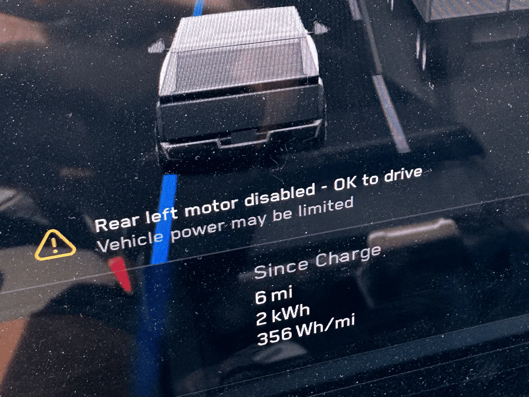 Tesla Cybertruck Cyberbeast "Rear left Motor Disabled" tempImagelgCvE