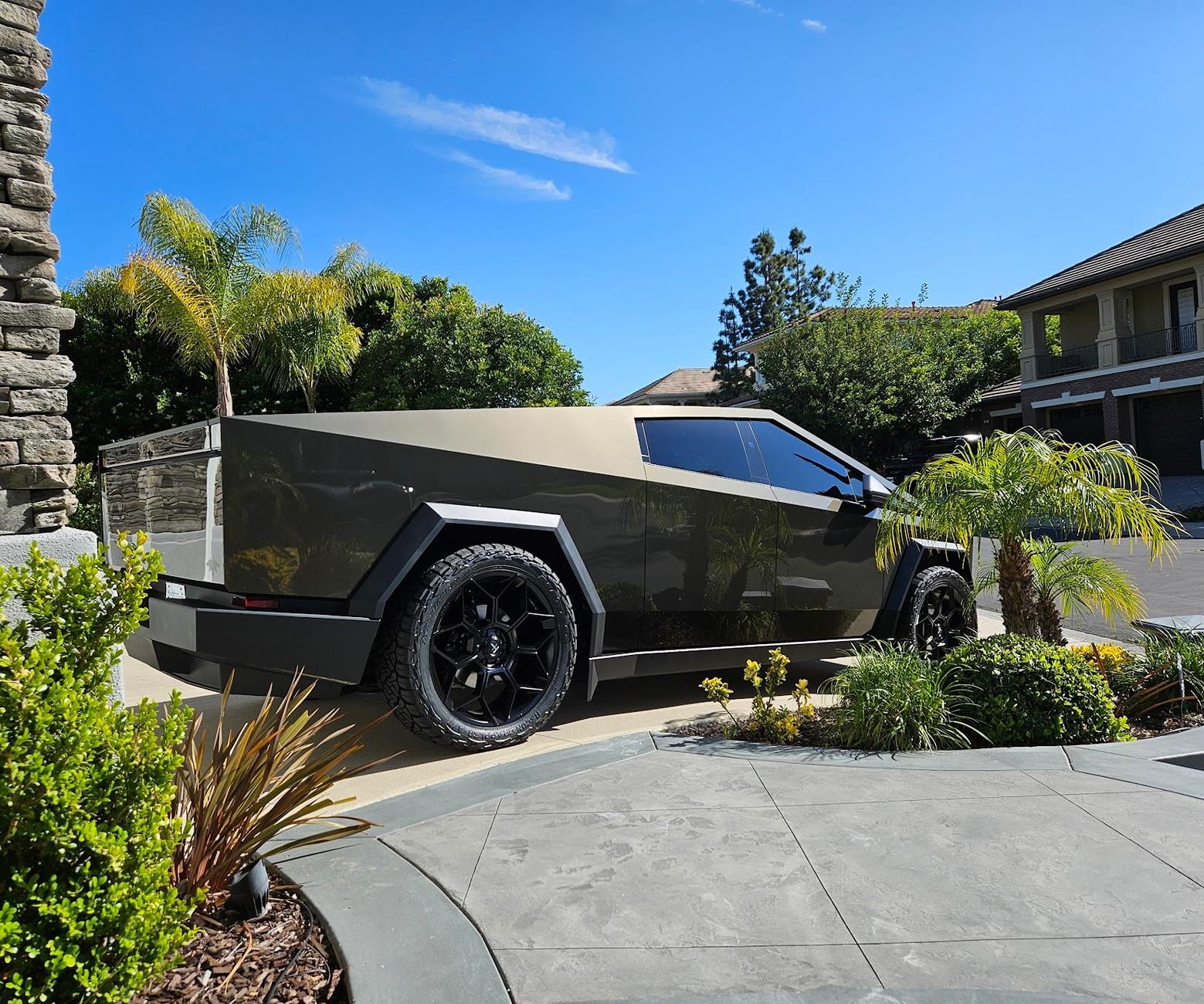 Tesla Cybertruck Platinum Pure PPF Cybertruck by UP (Yes, Another one!) 20240608_165305