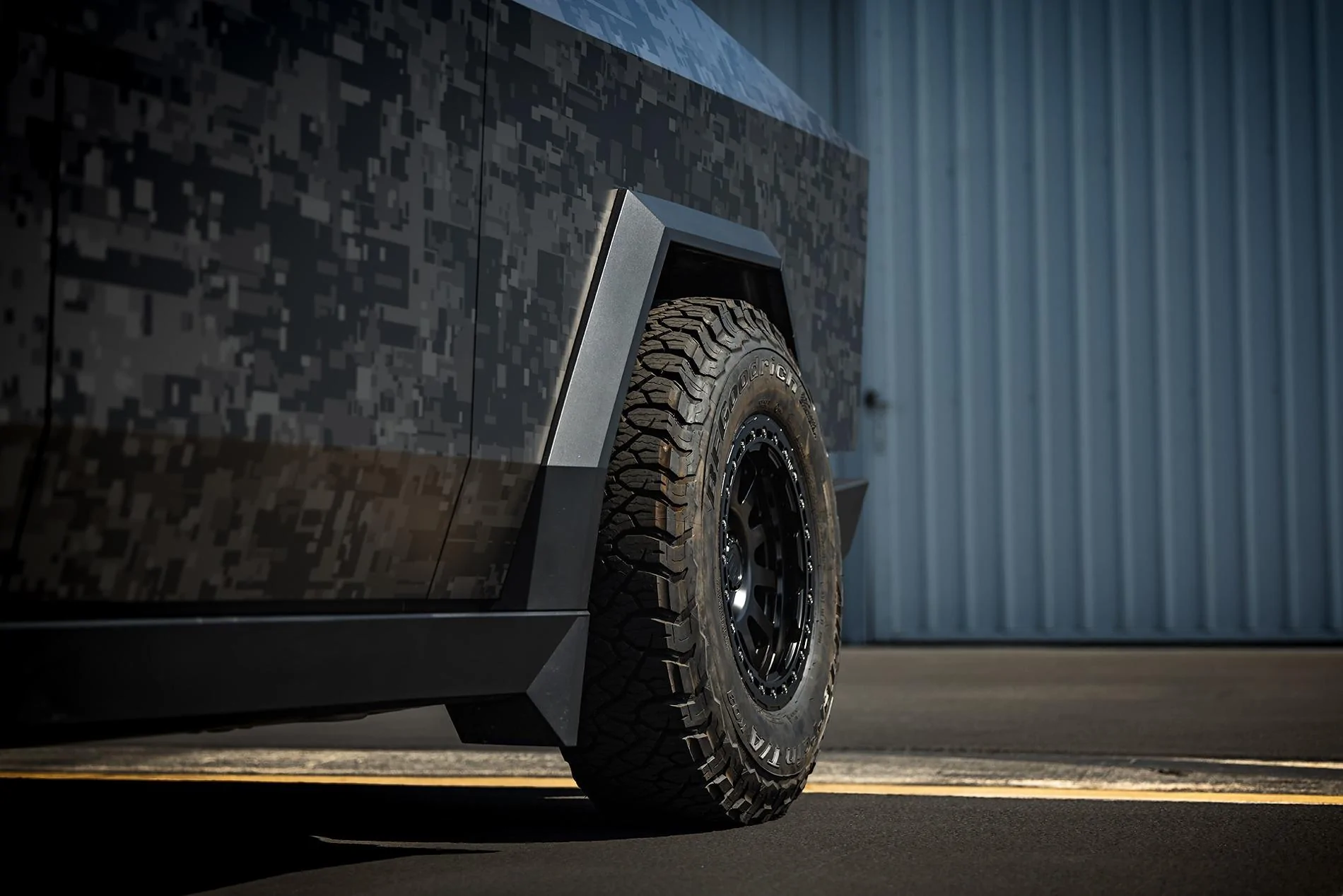 Tesla Cybertruck Camo / Camouflage Vinyl Wrap & PPF Cybertruck -- Photos & Videos Digital Camo Wrapped Tesla Cybertruck - 18 inch UP 03 Beadlock Satin Black Forged Wheels By U