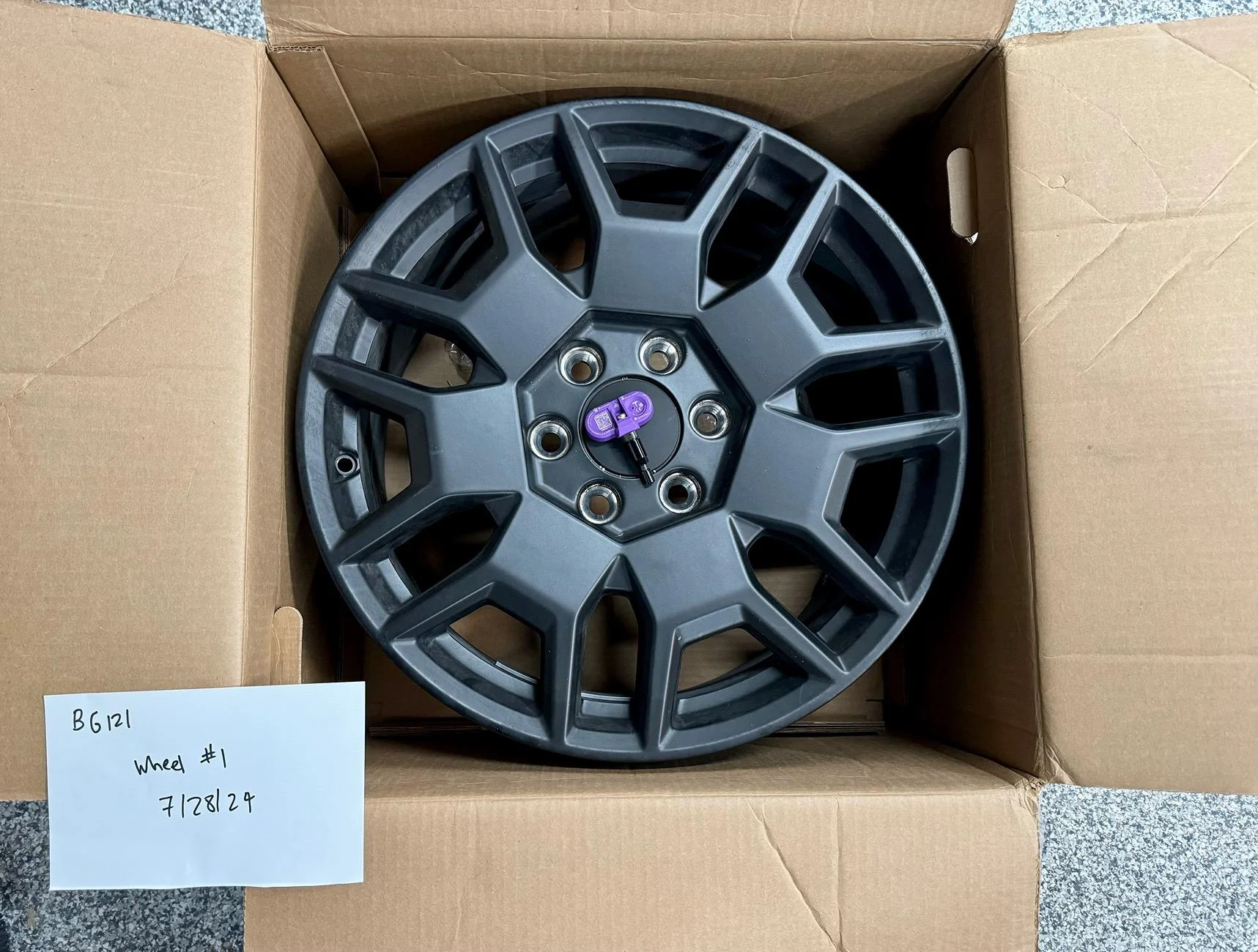 Tesla Cybertruck [Price Reduced] WTS: 4 Like New CT OEM WHEELS (No tires) IMG_1368