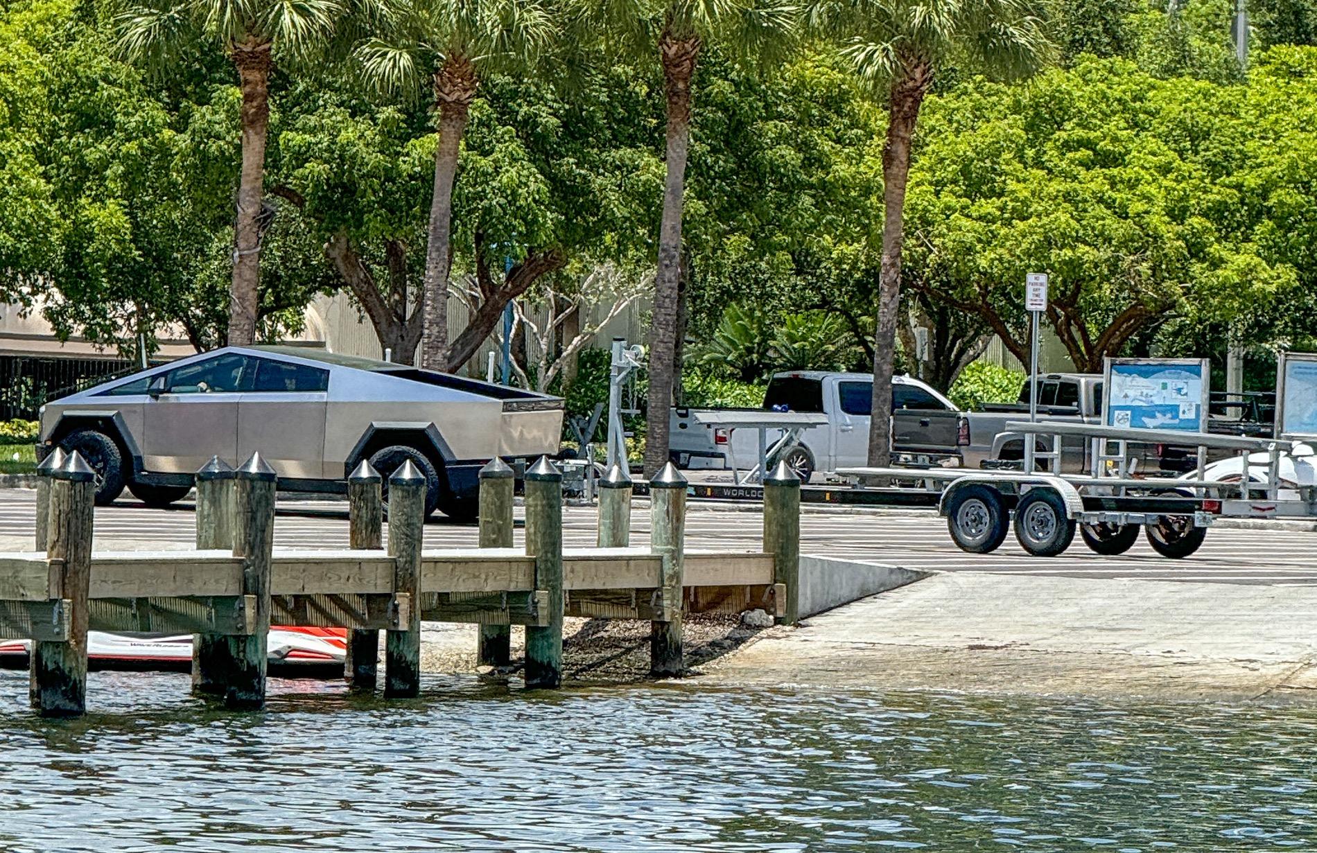 Tesla Cybertruck Great First Towing Experience ~9000 lbs (Boat + Trailer) IMG_4212