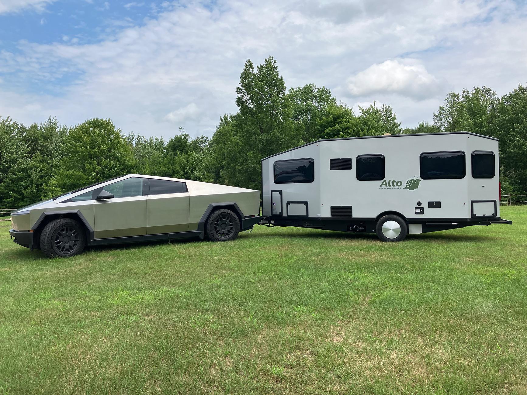 Tesla Cybertruck Great First Towing Experience ~9000 lbs (Boat + Trailer) IMG_0239