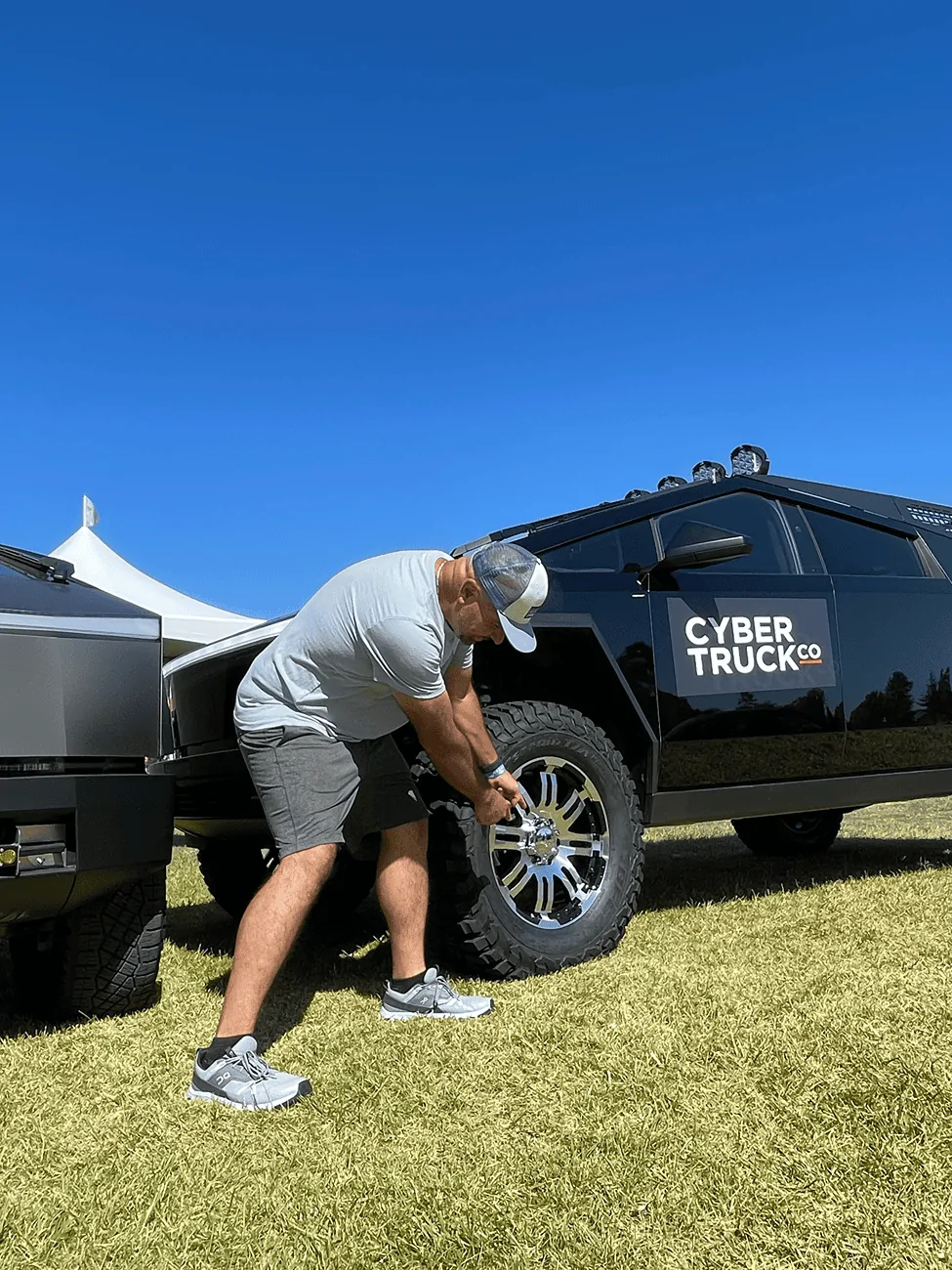 Tesla Cybertruck Cybertruckco Bed Rack…………… tempImageqFpcol