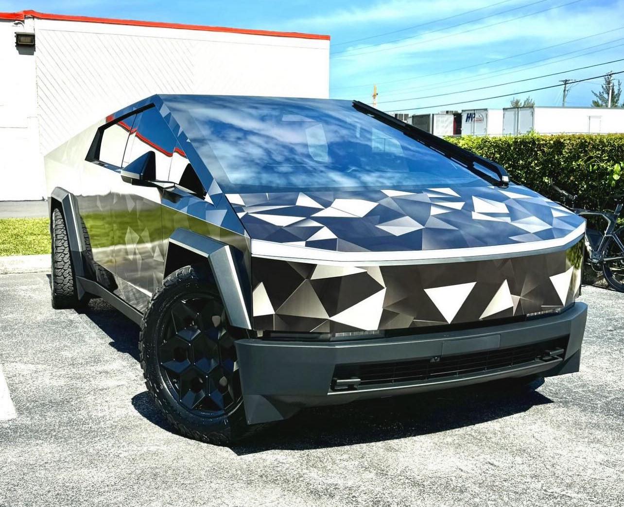 CYBRHEX 22 Satin Black.jpg