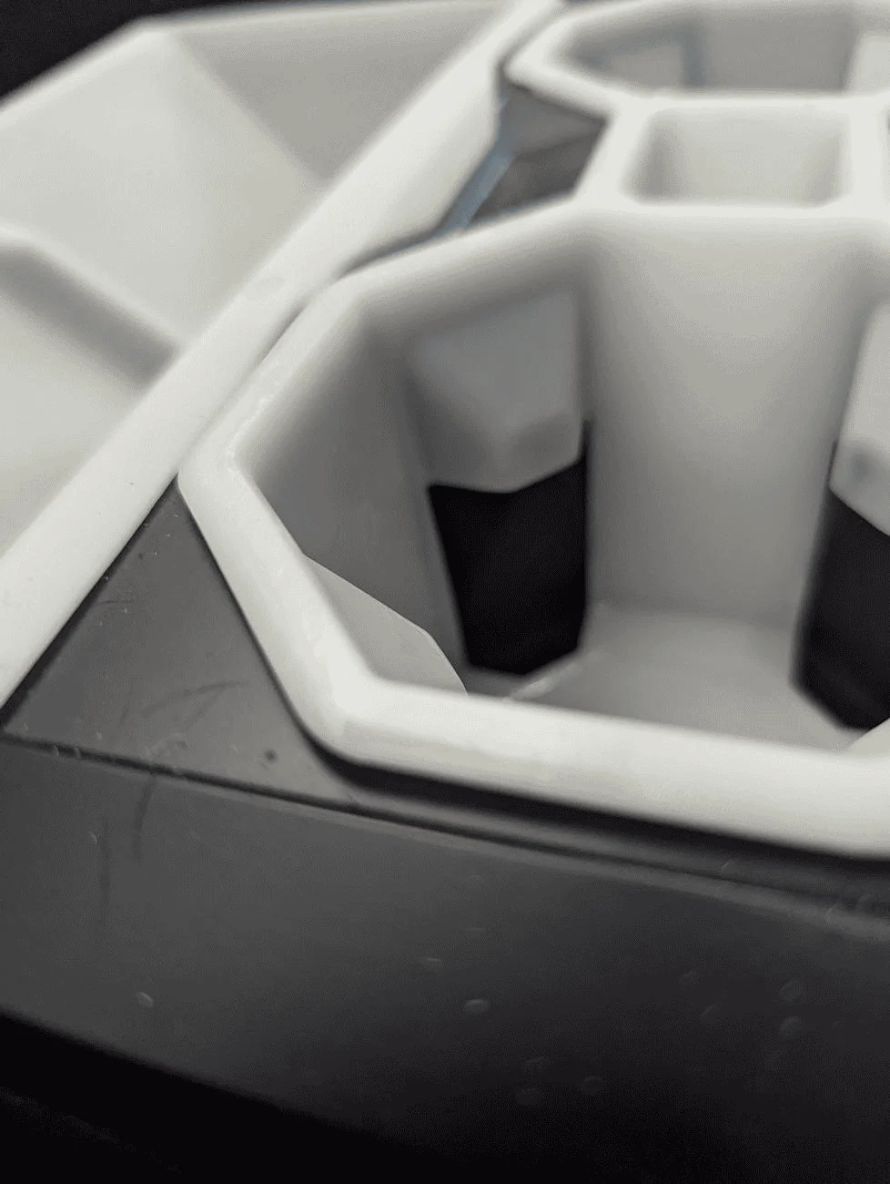 Tesla Cybertruck Ahead of the Curve: Basenor's Original Design for Cybertruck Cup Holder Revealed 1722504255737-0c