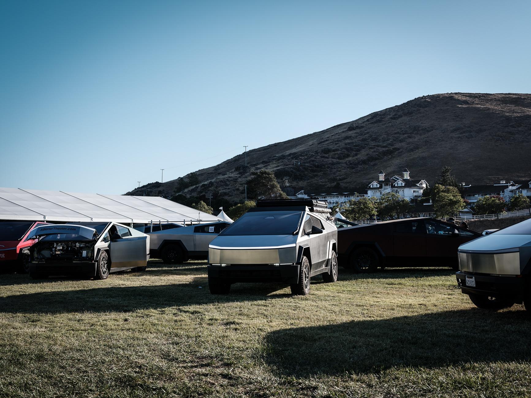 Tesla Cybertruck Introducing the UranusWander V0.1.0 Overlanding Kit -- w/ bed rack, roof top tent RTT, and side awning DSCF0280