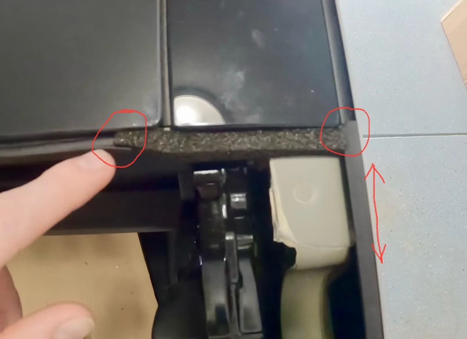 Tesla Cybertruck Tonneau cover leak DIY fix (cause: seal strip gap under aero flap) IMG_6284