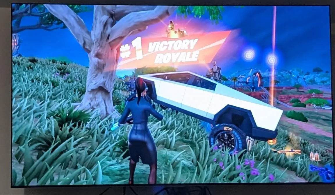 Tesla Cybertruck Cybertruck in Fortnite and Rocket League! 1000011389