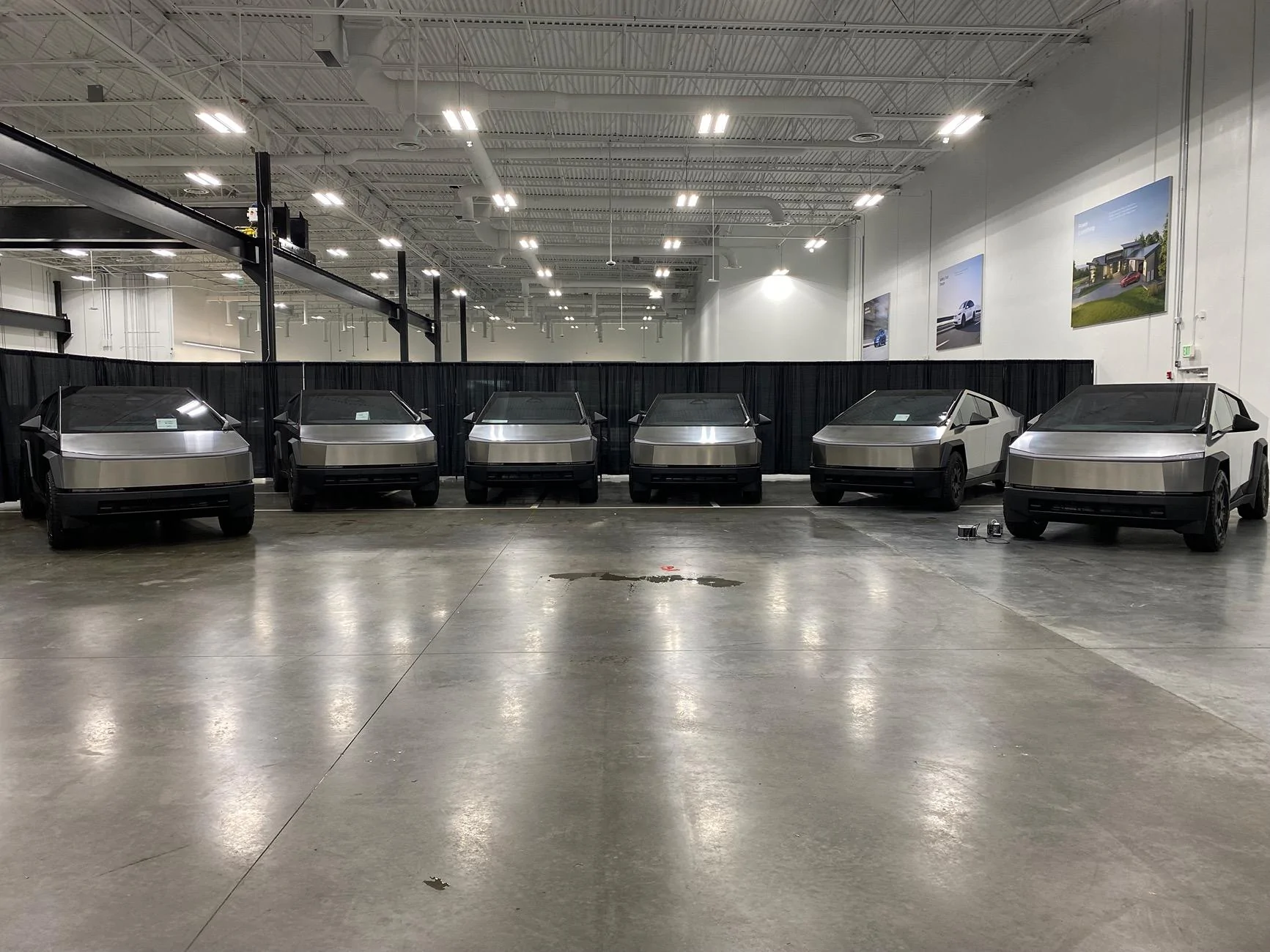 Tesla Cybertruck Daily random Cybertruck photos thread - Post Yours! 📸 🤳 IMG_6497