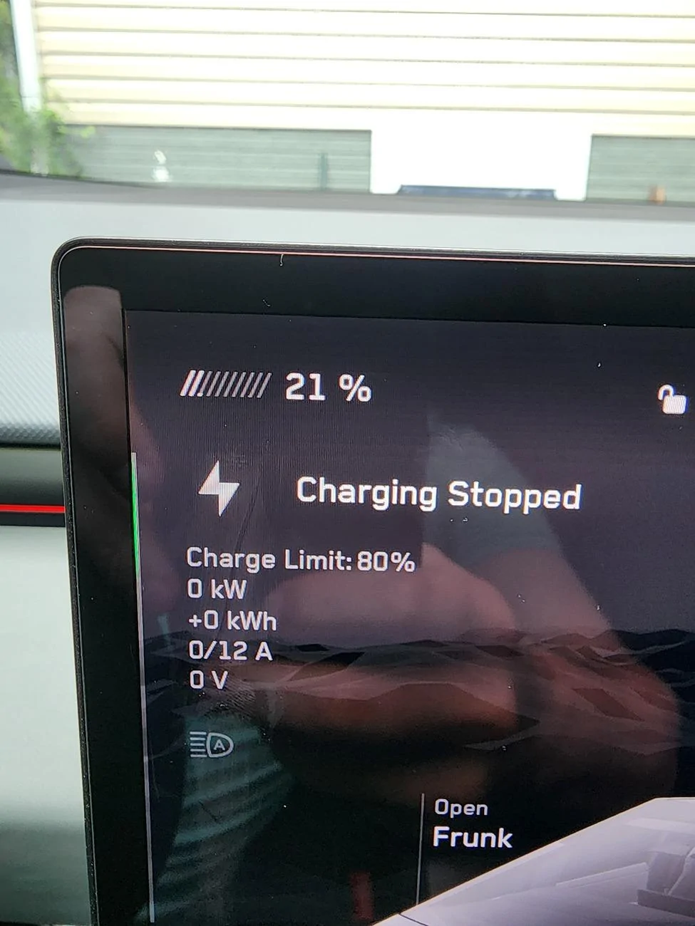 Tesla Cybertruck CT not charging. 20240804_115852